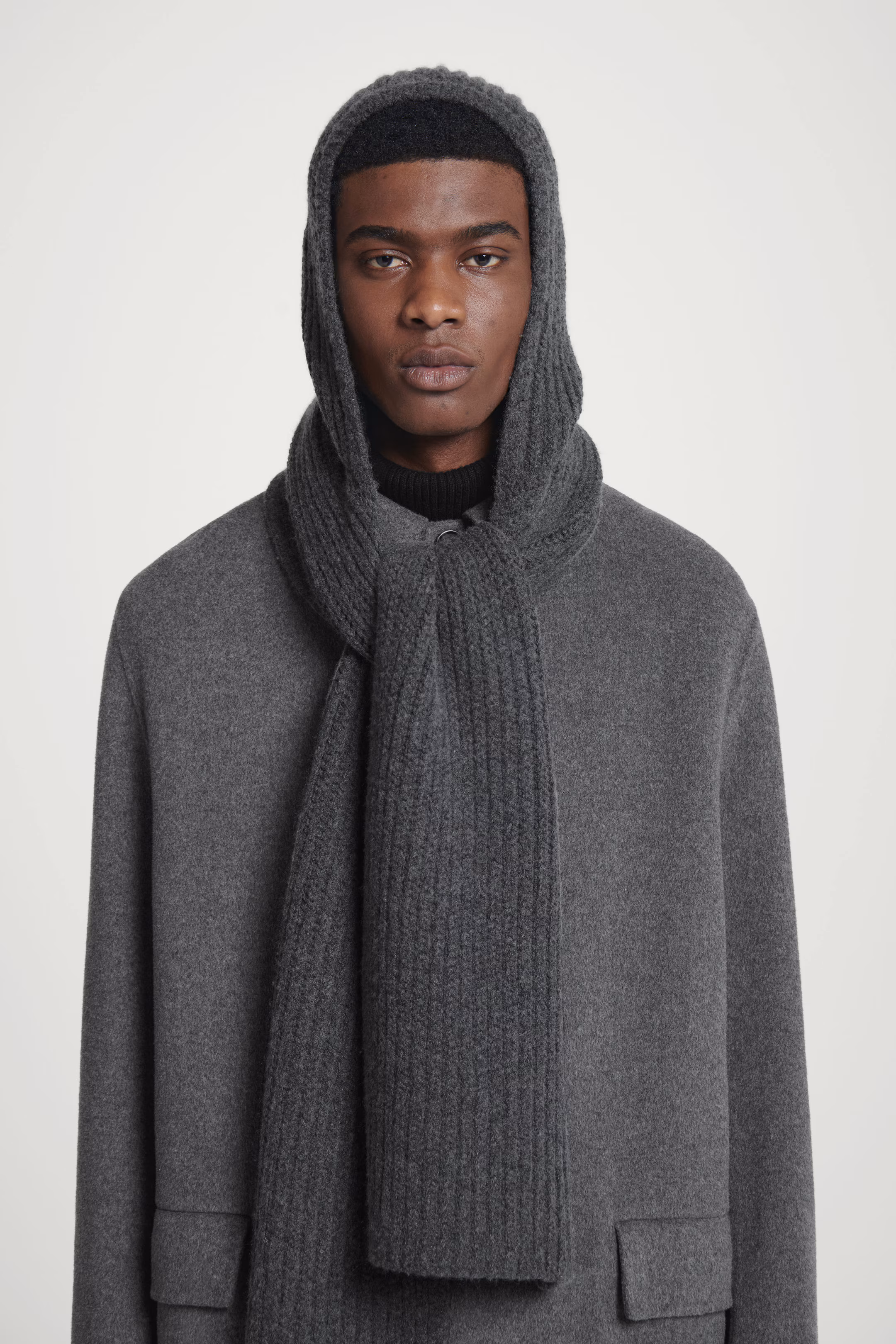 HOODED RIBBED CASHMERE-BLEND SCARF