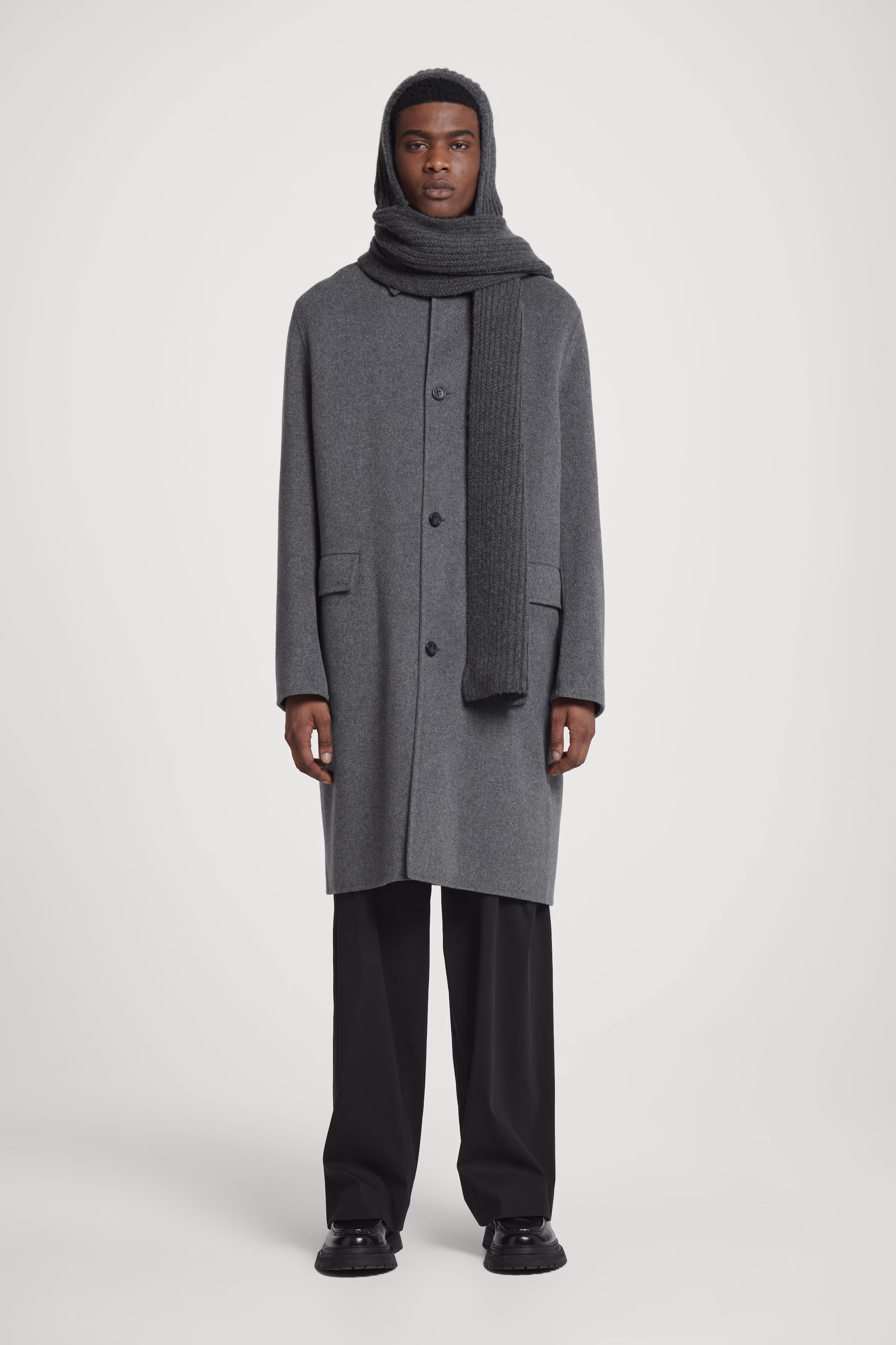 HOODED RIBBED CASHMERE-BLEND SCARF