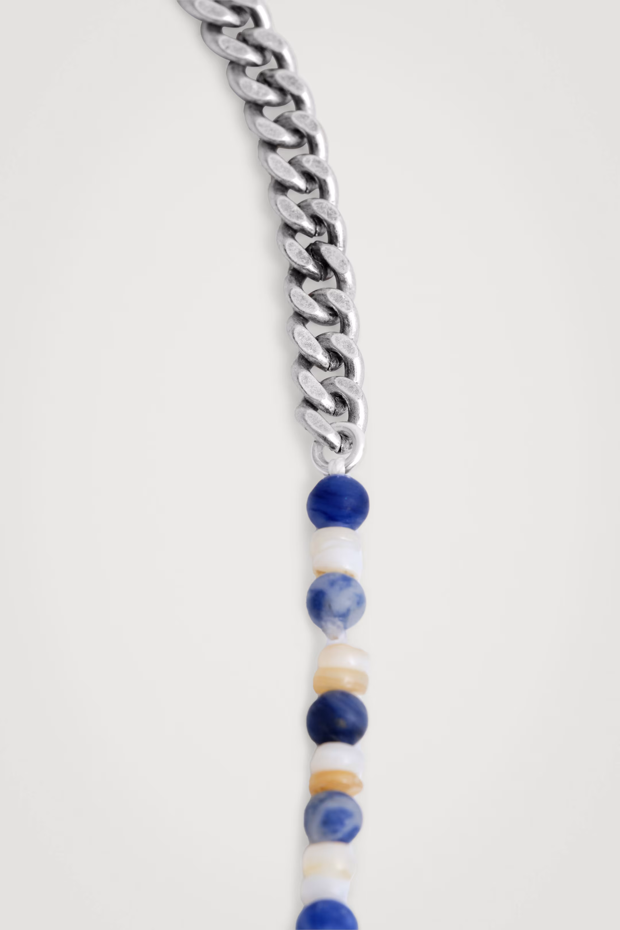 STONE AND SHELL CHAIN NECKLACE