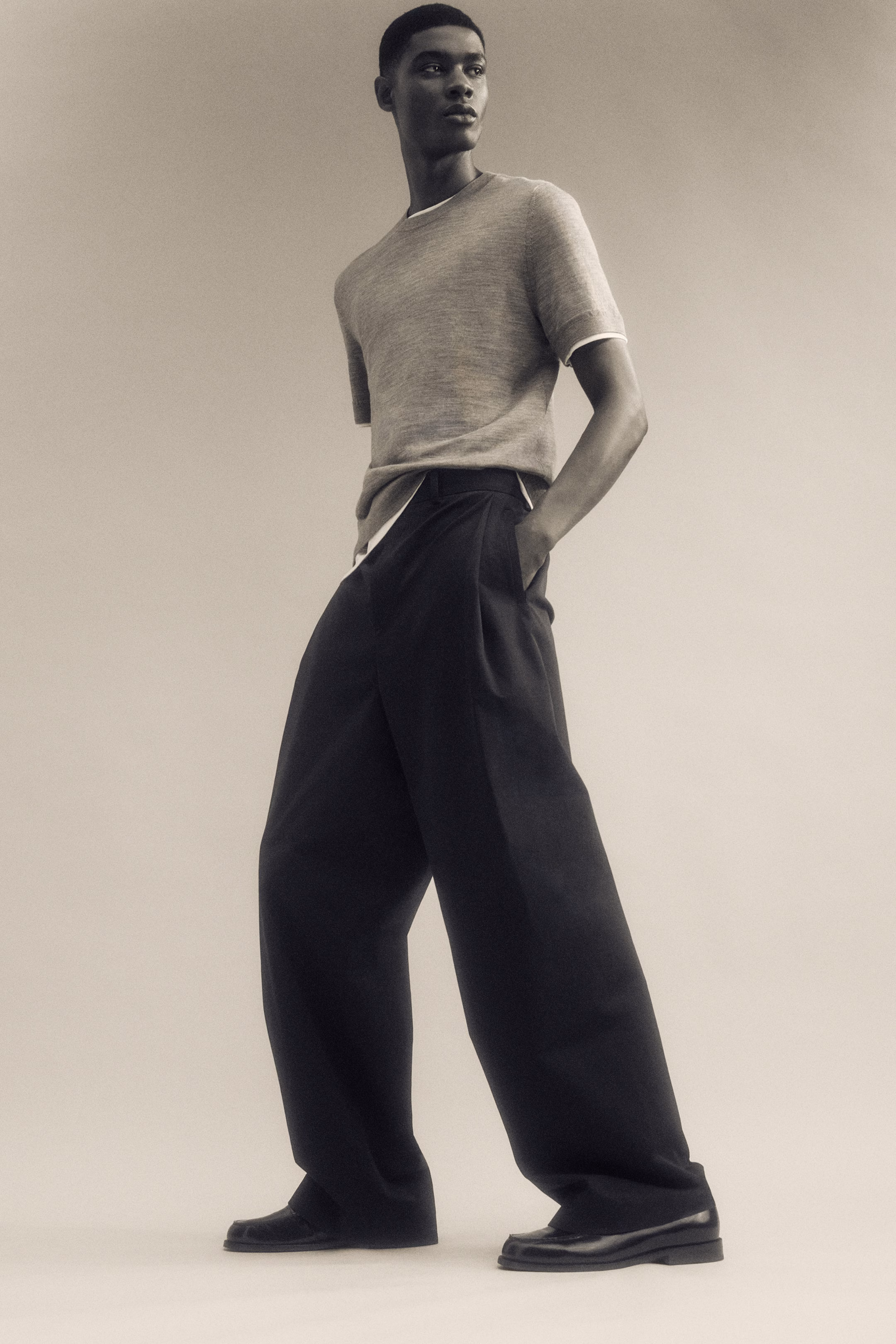 PLEATED COTTON WIDE-LEG TROUSERS
