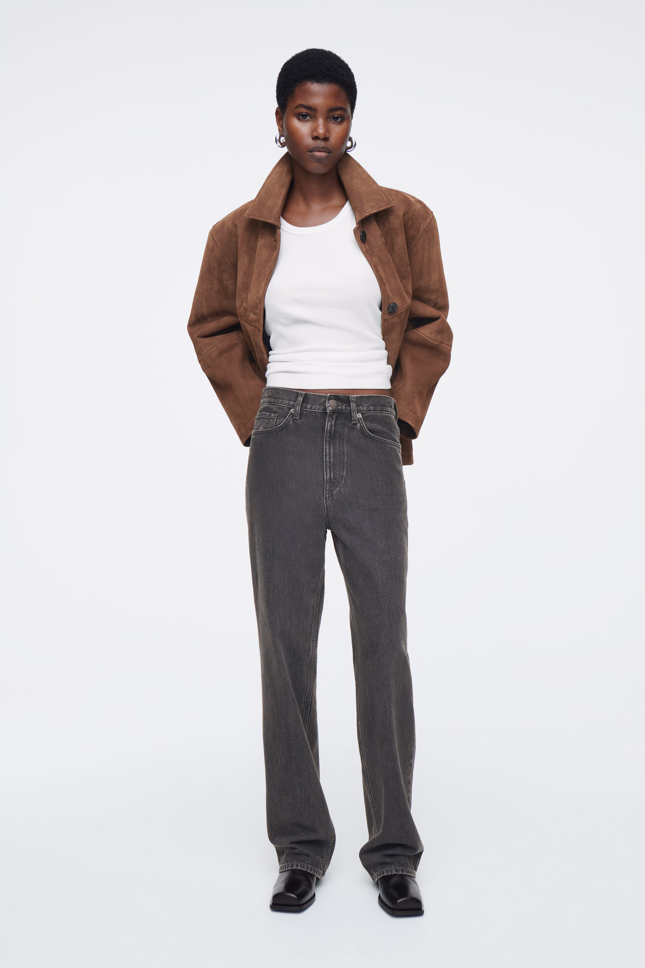 COLUMN STRAIGHT-LEG JEANS