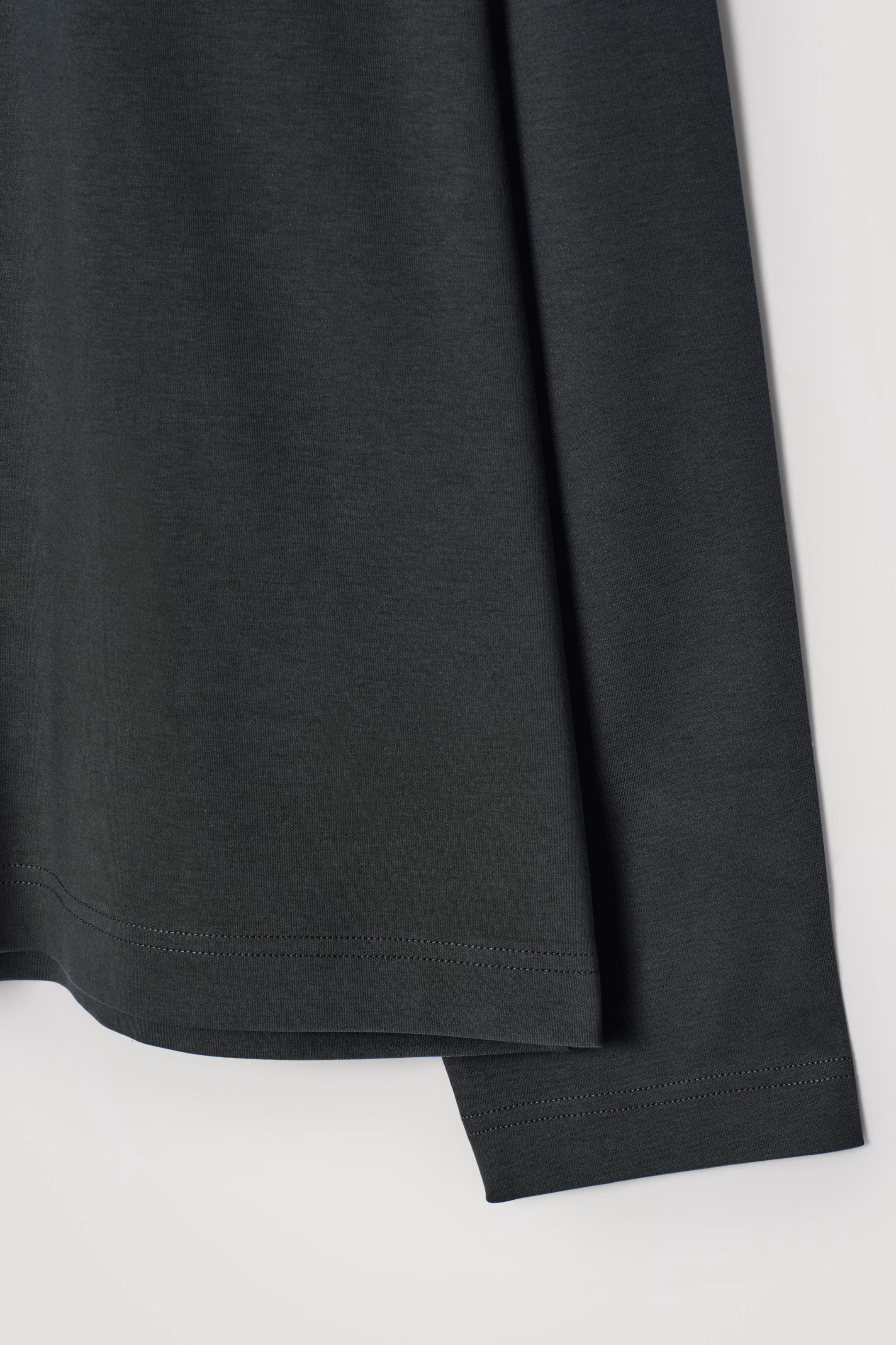 RELAXED COTTON-JERSEY LONG-SLEEVED T-SHIRT