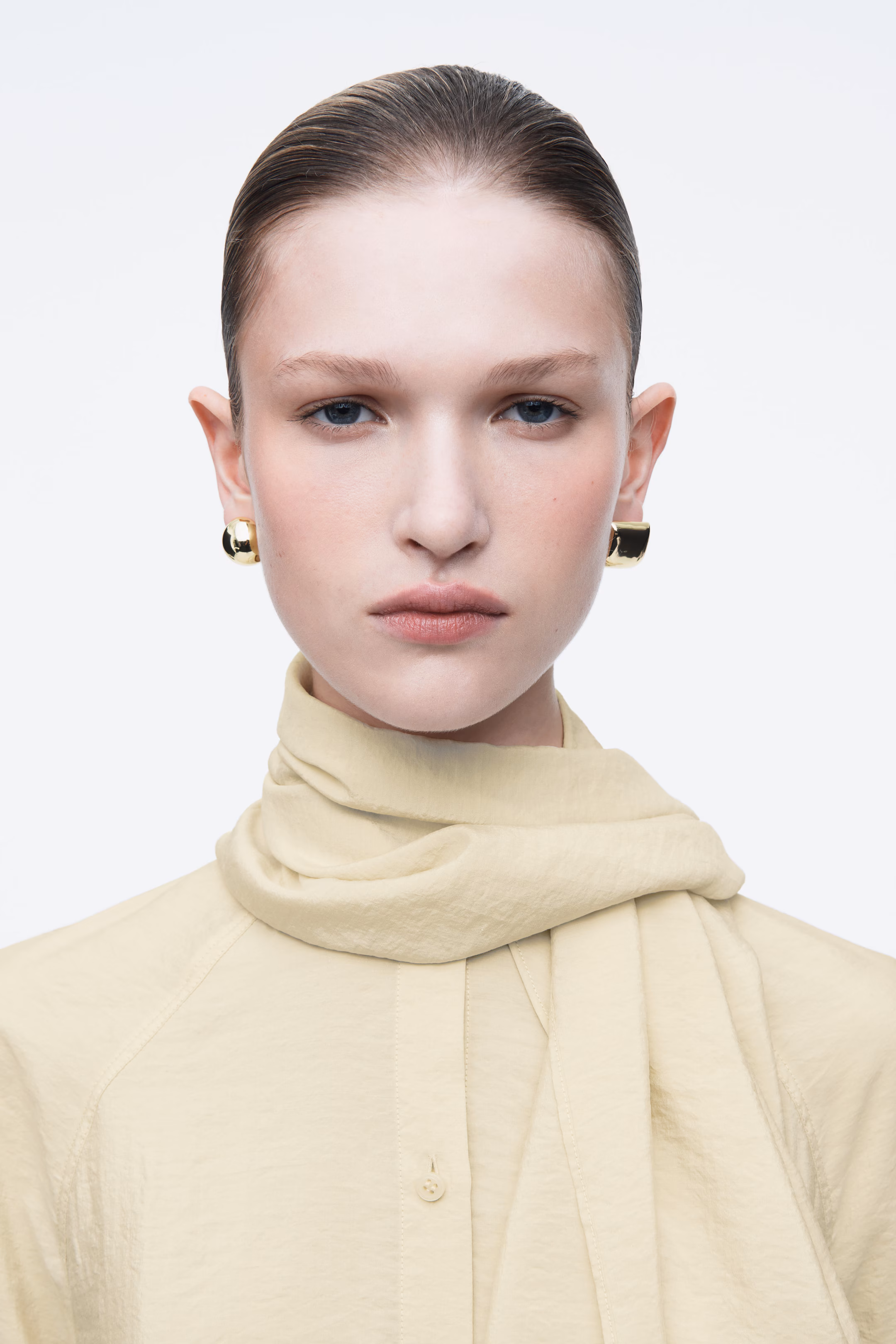 MISMATCHED STUD EARRINGS