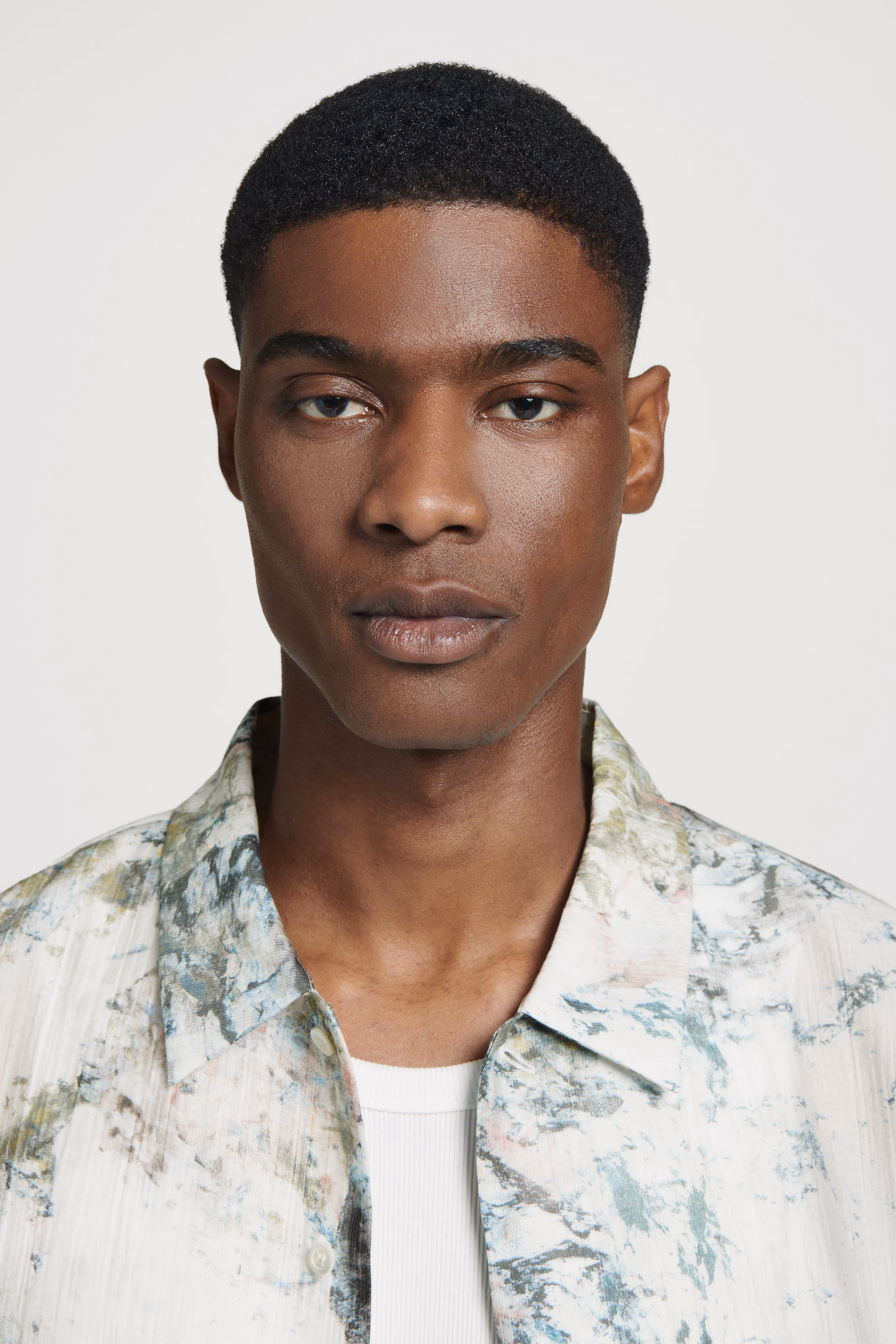 OVERSIZED MARBLE-PRINT SHIRT