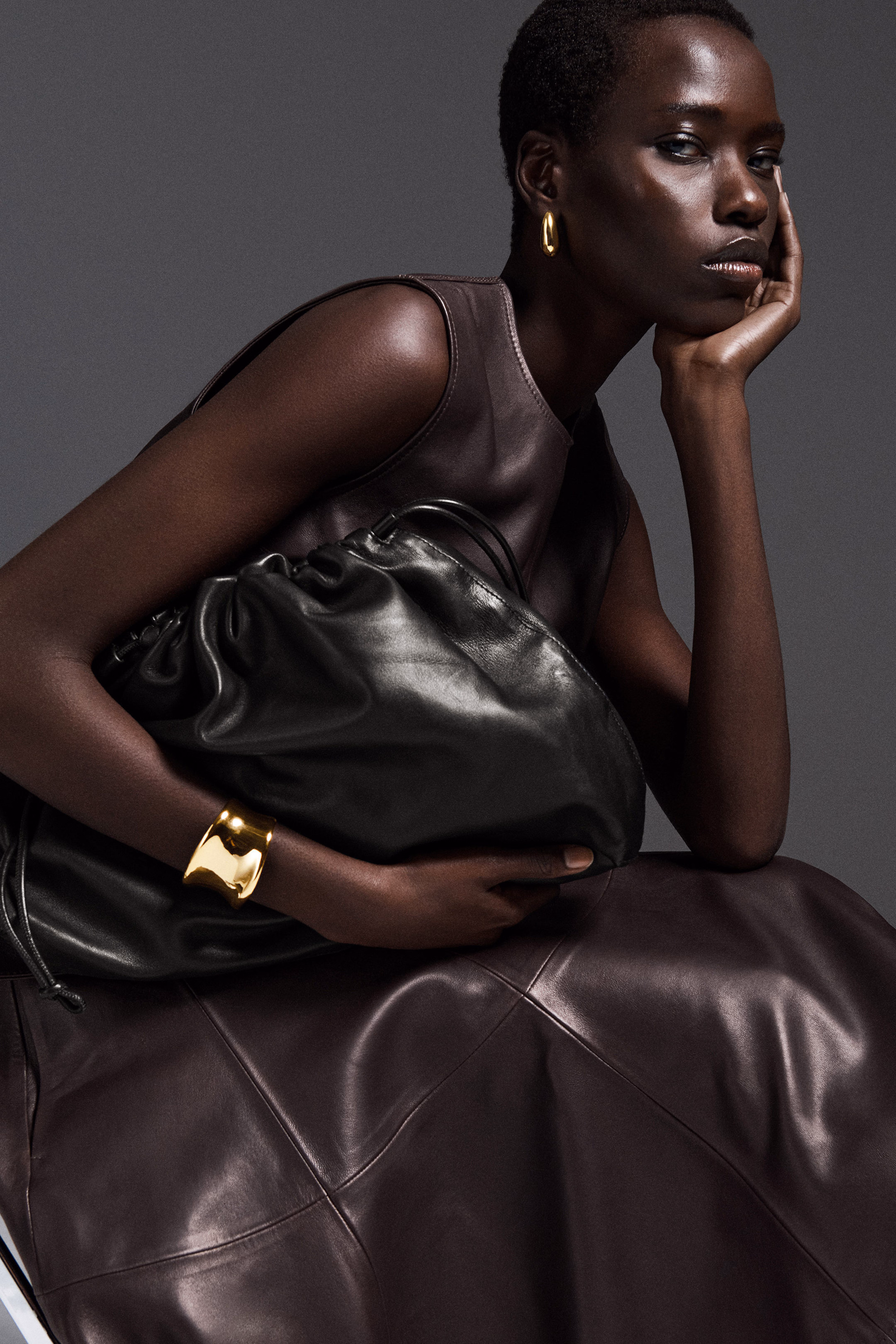 CAVATELLI CLUTCH BAG - LEATHER