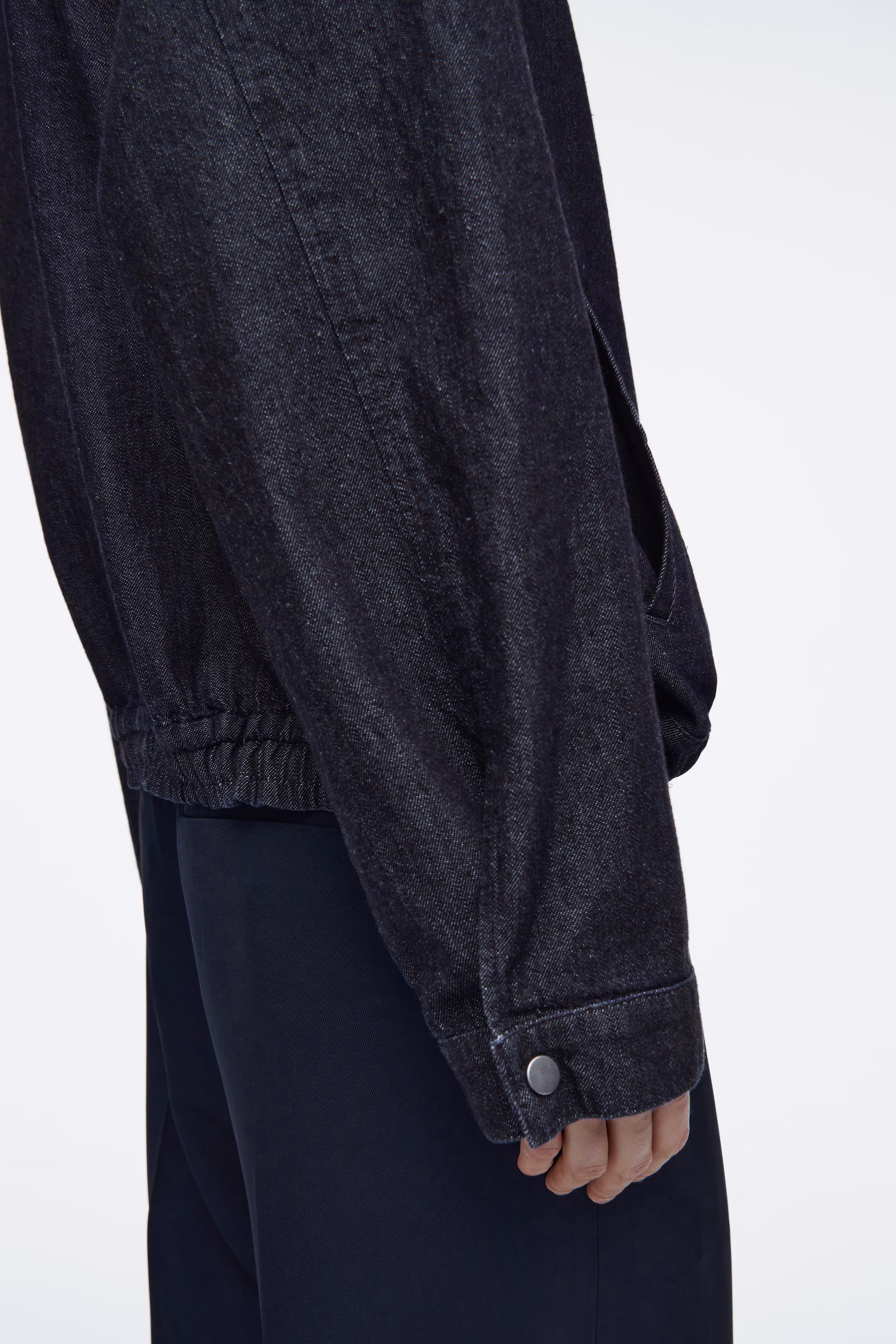 OVERSIZED DENIM BOMBER JACKET