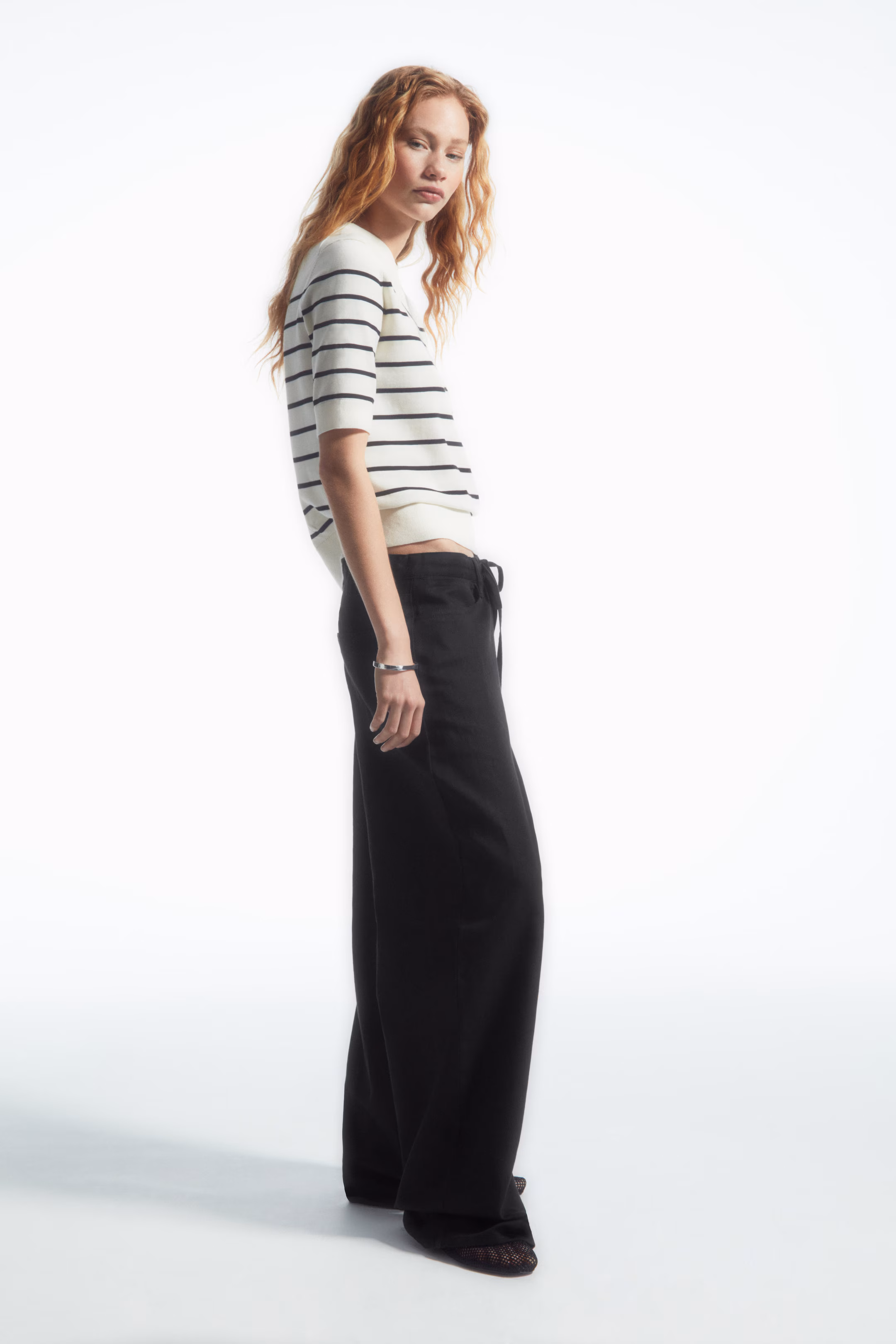 REGULAR KNITTED T-SHIRT