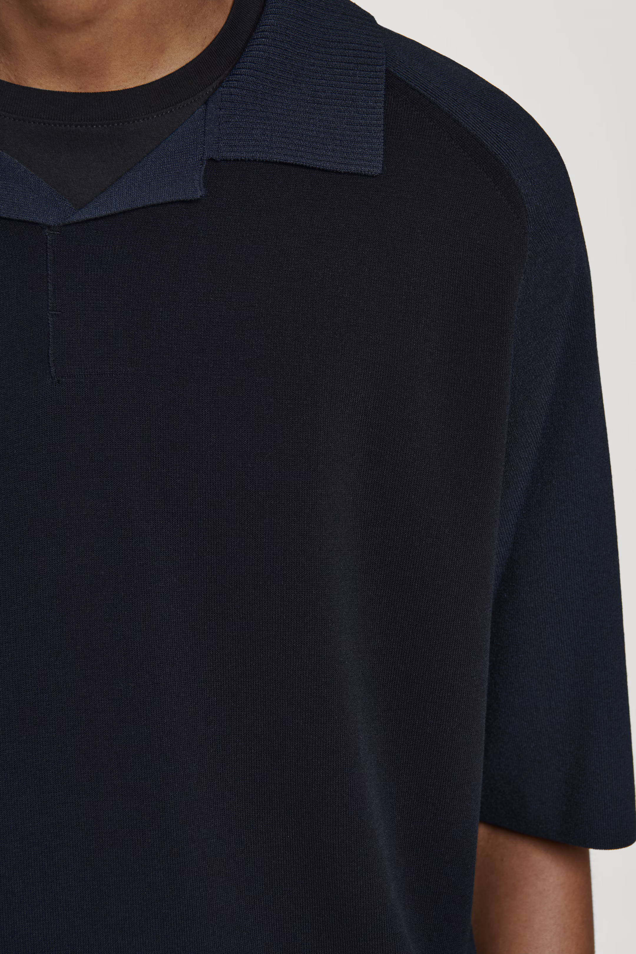 COLOUR-BLOCK DOUBLE-FACED POLO SHIRT