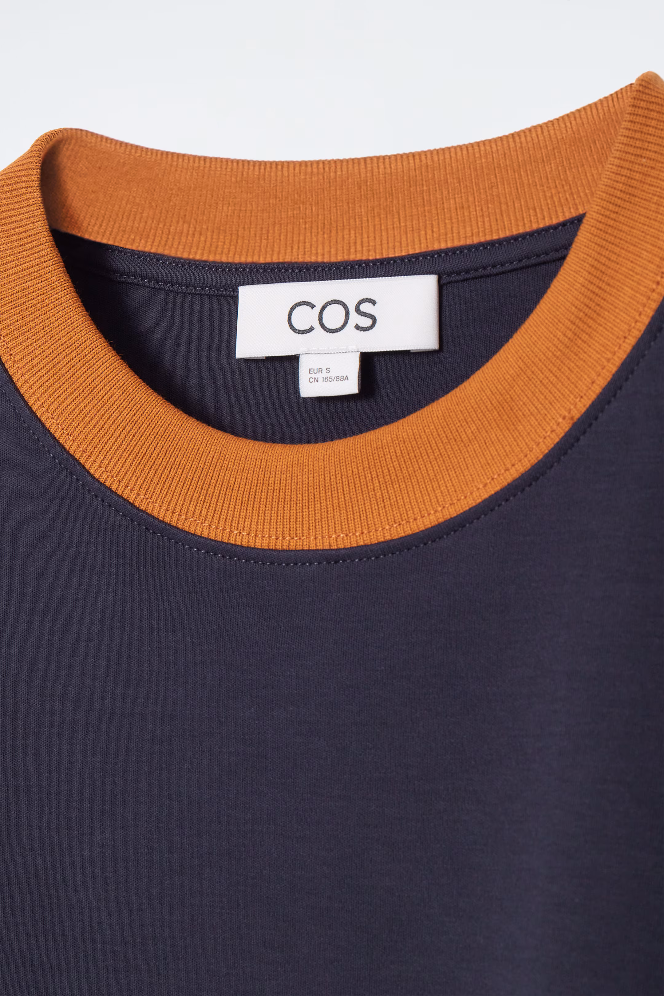 CLEAN CUT REGULAR T-SHIRT