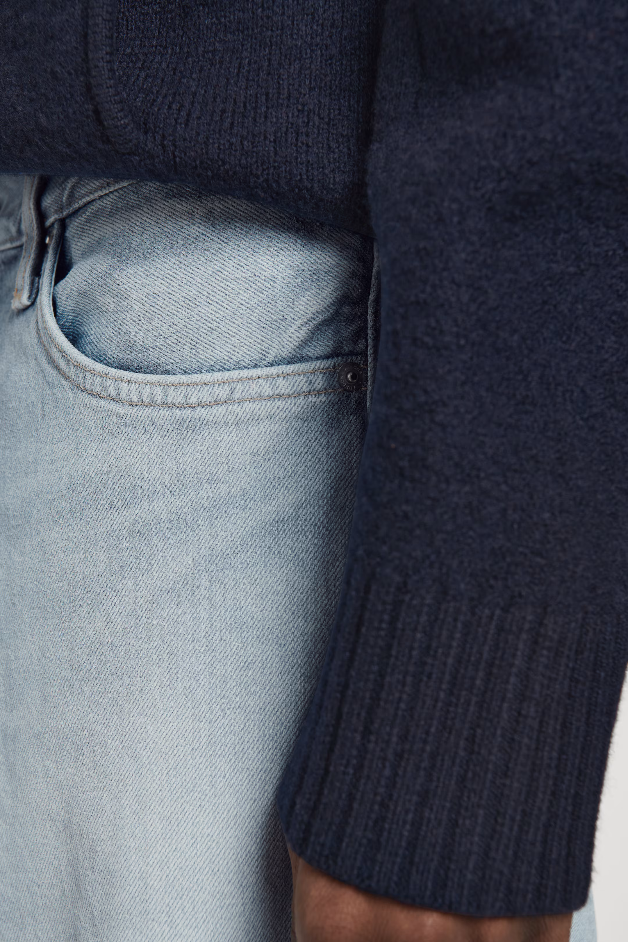 RIDER STRAIGHT-LEG JEANS