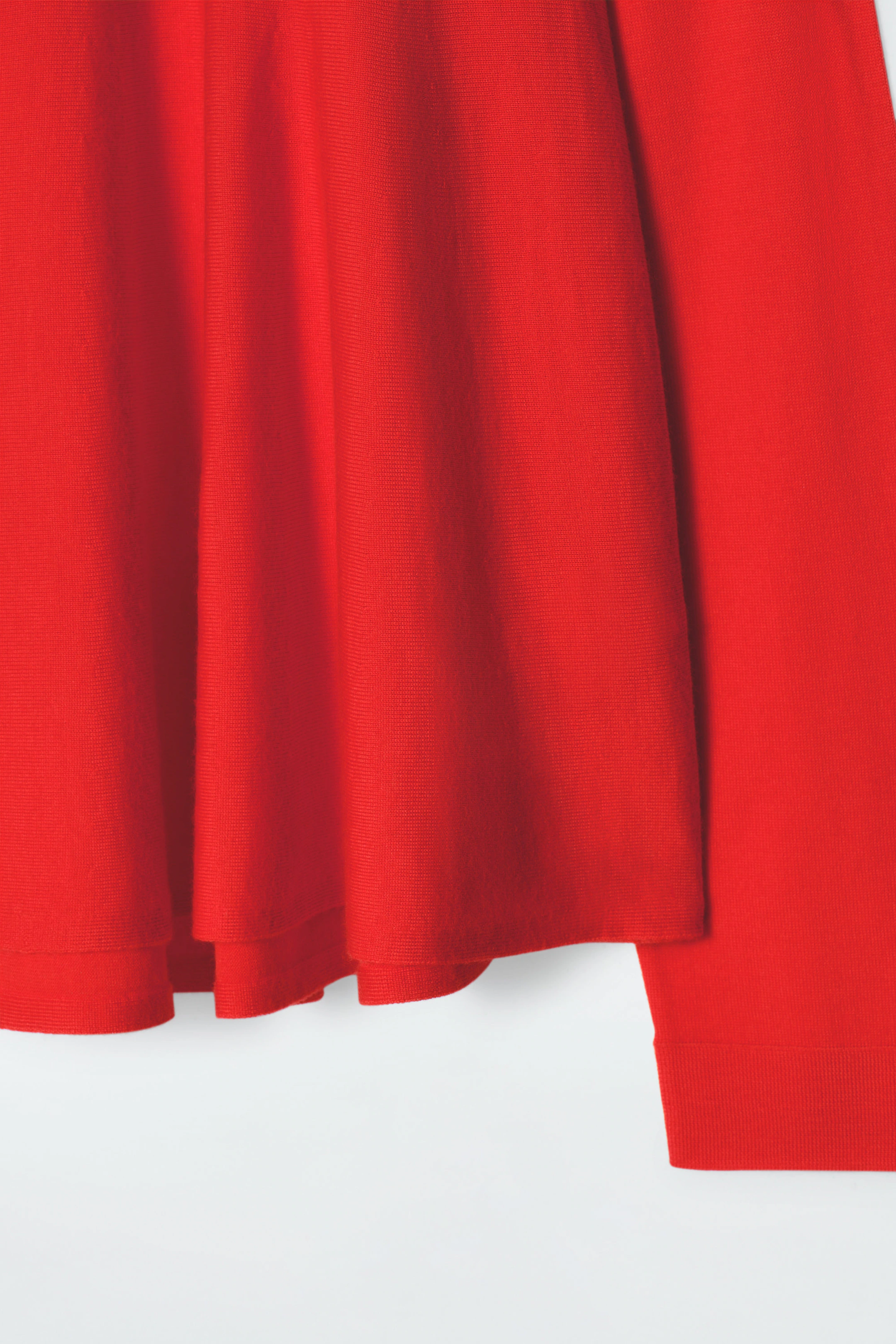 TRAPEZE MERINO WOOL JUMPER