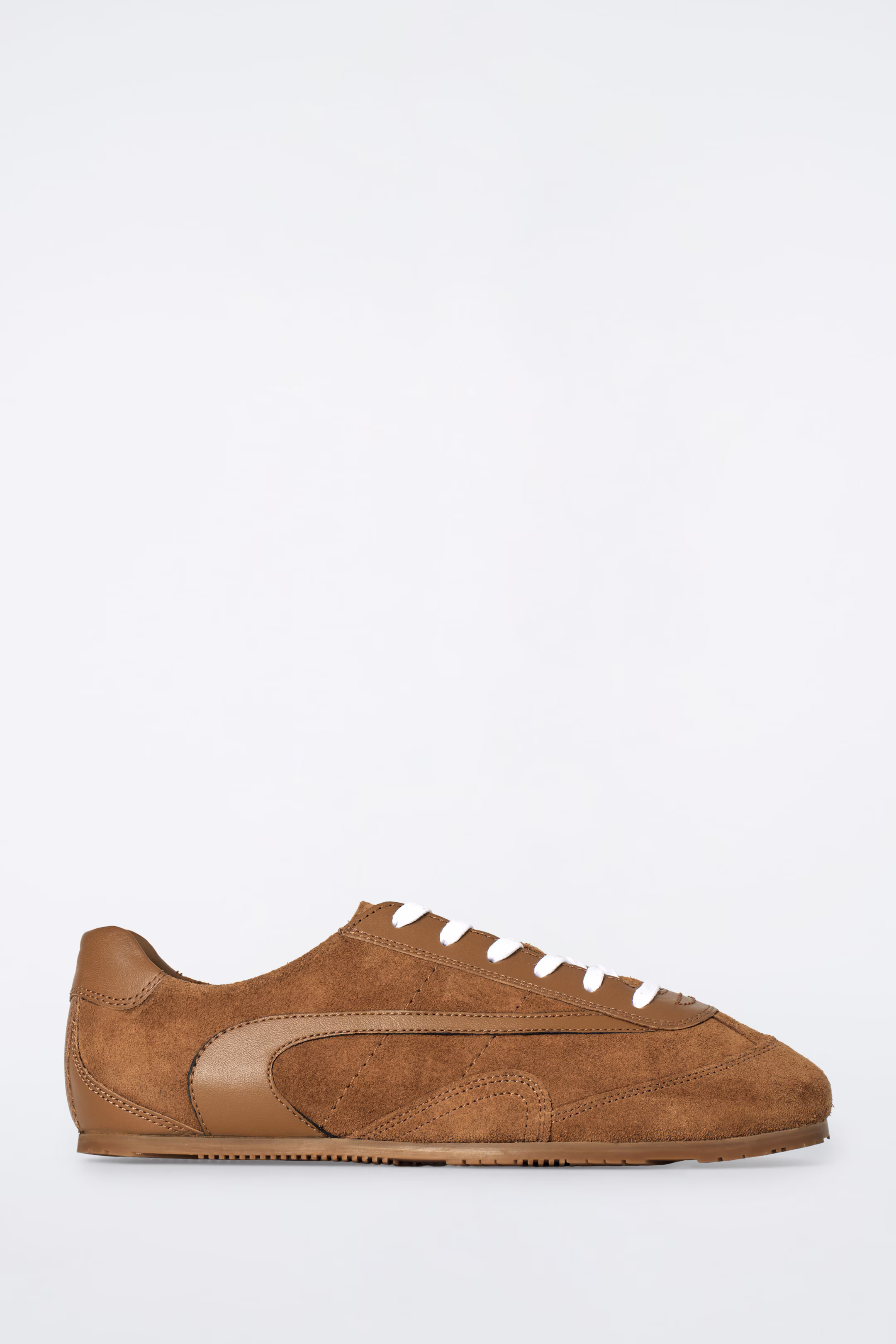 MINIMAL SUEDE TRAINERS