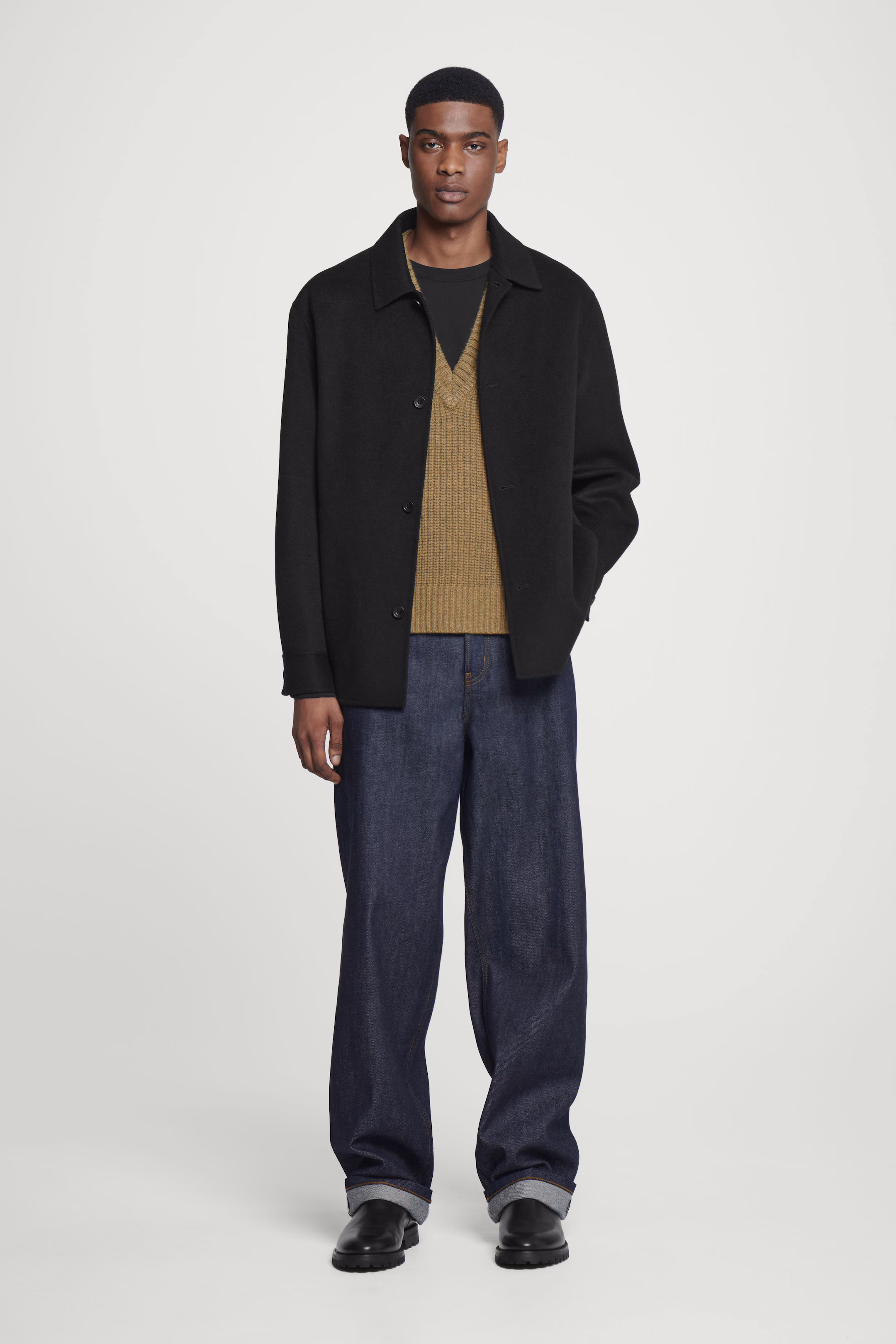 WOOL-CASHMERE V-NECK HYBRID VEST