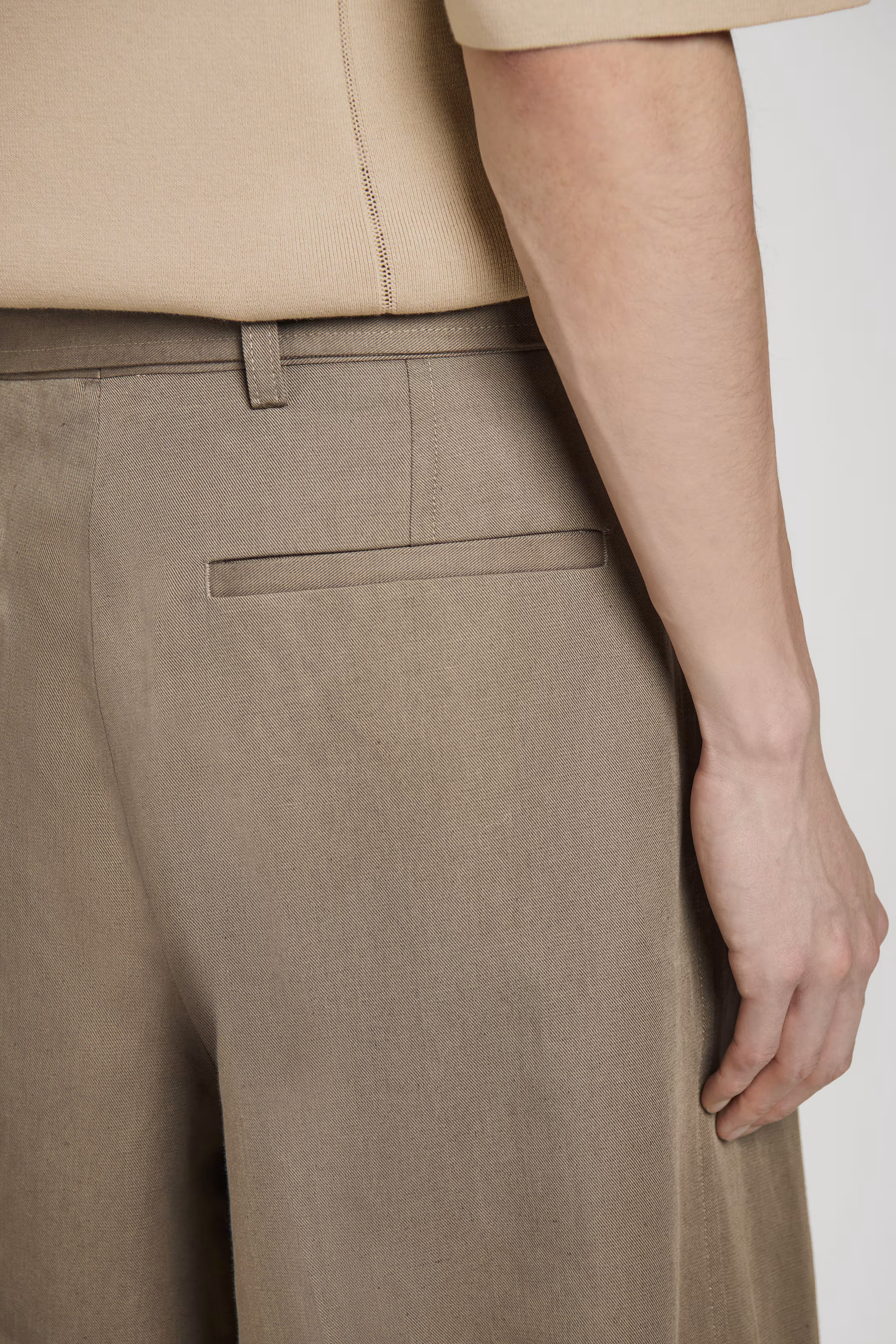 BELTED EXTRA WIDE-LEG TROUSERS