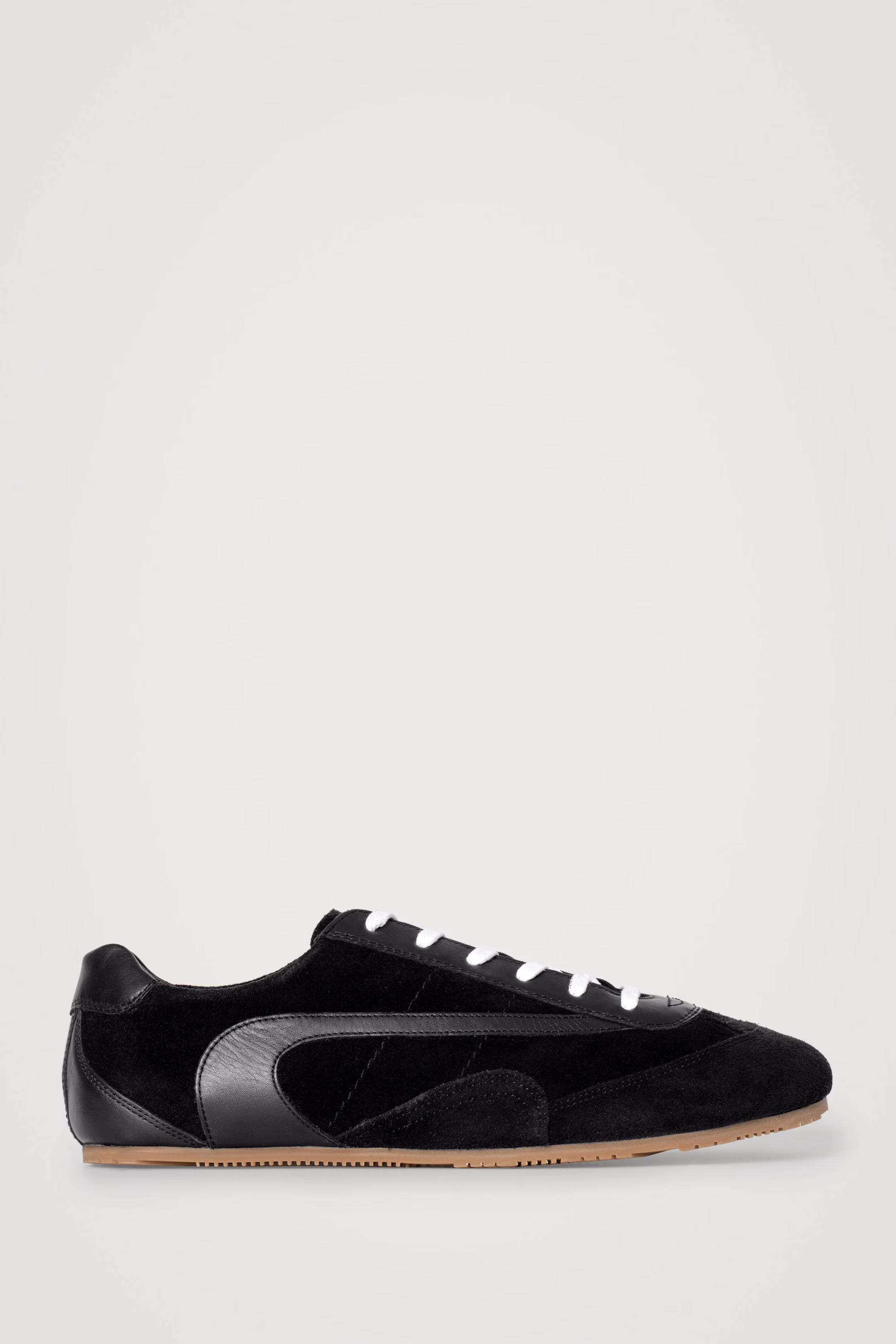MINIMAL SUEDE TRAINERS