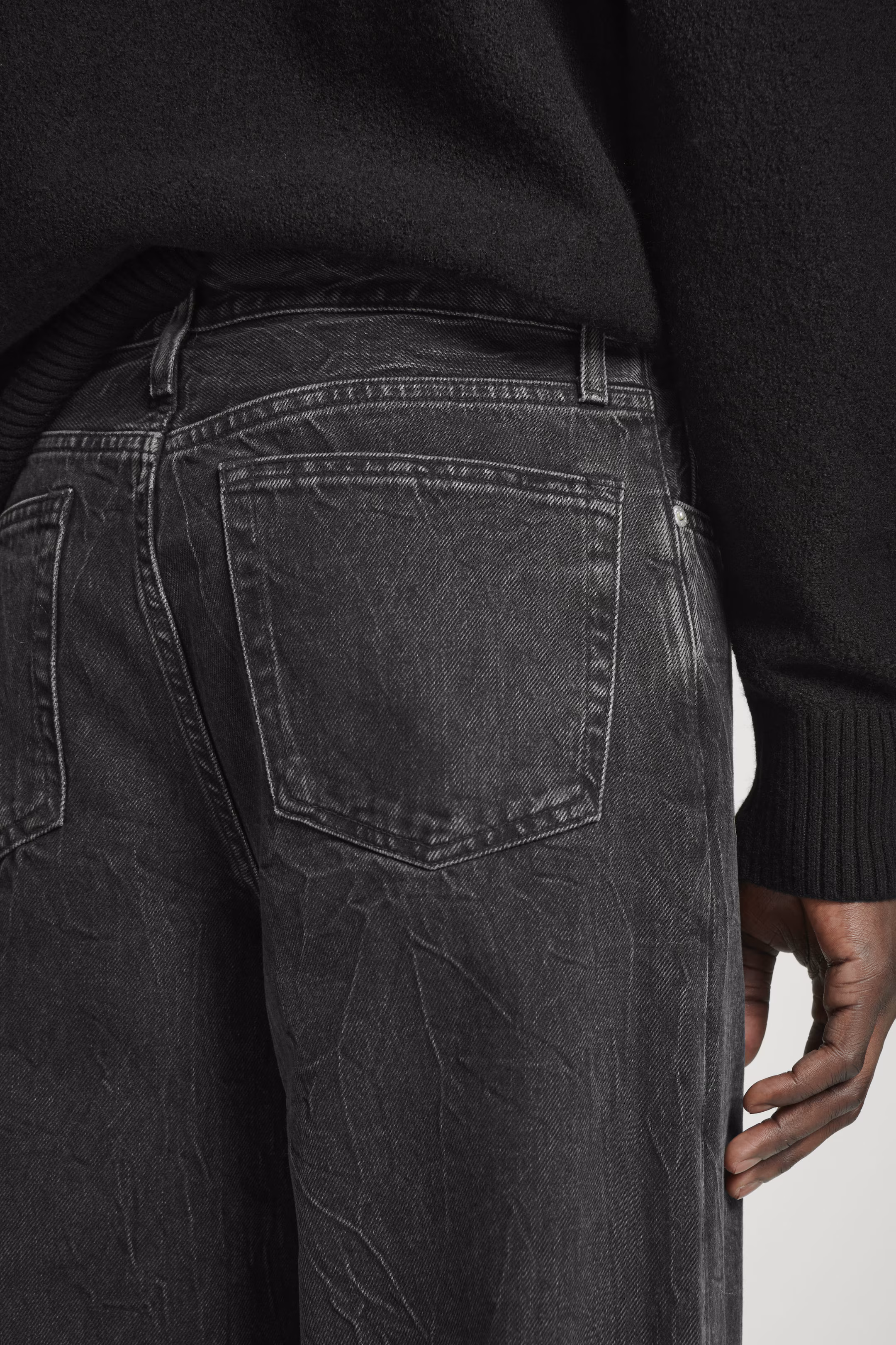 DOME STRAIGHT-LEG JEANS