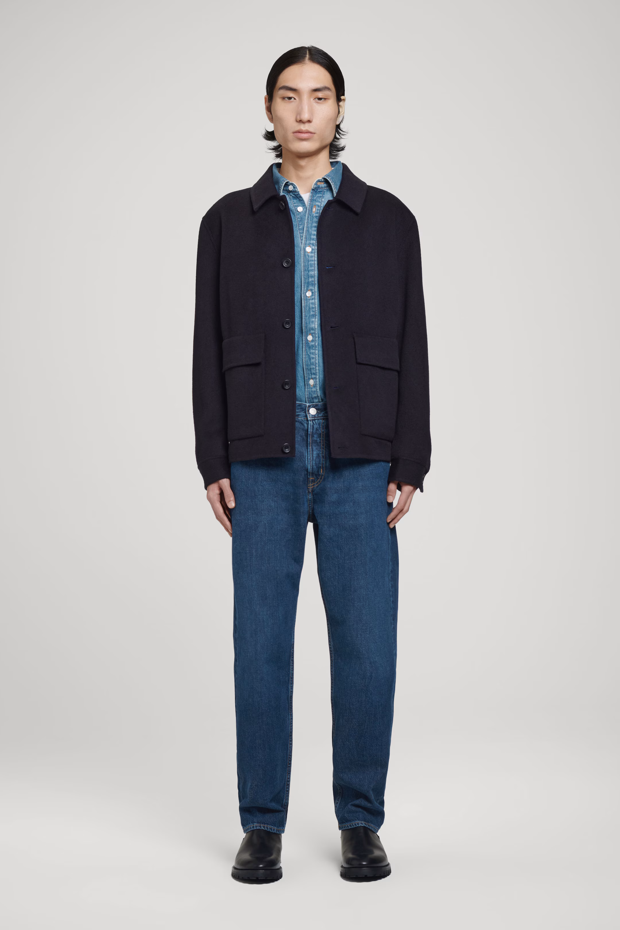 SIGNATURE STRAIGHT-LEG JEANS