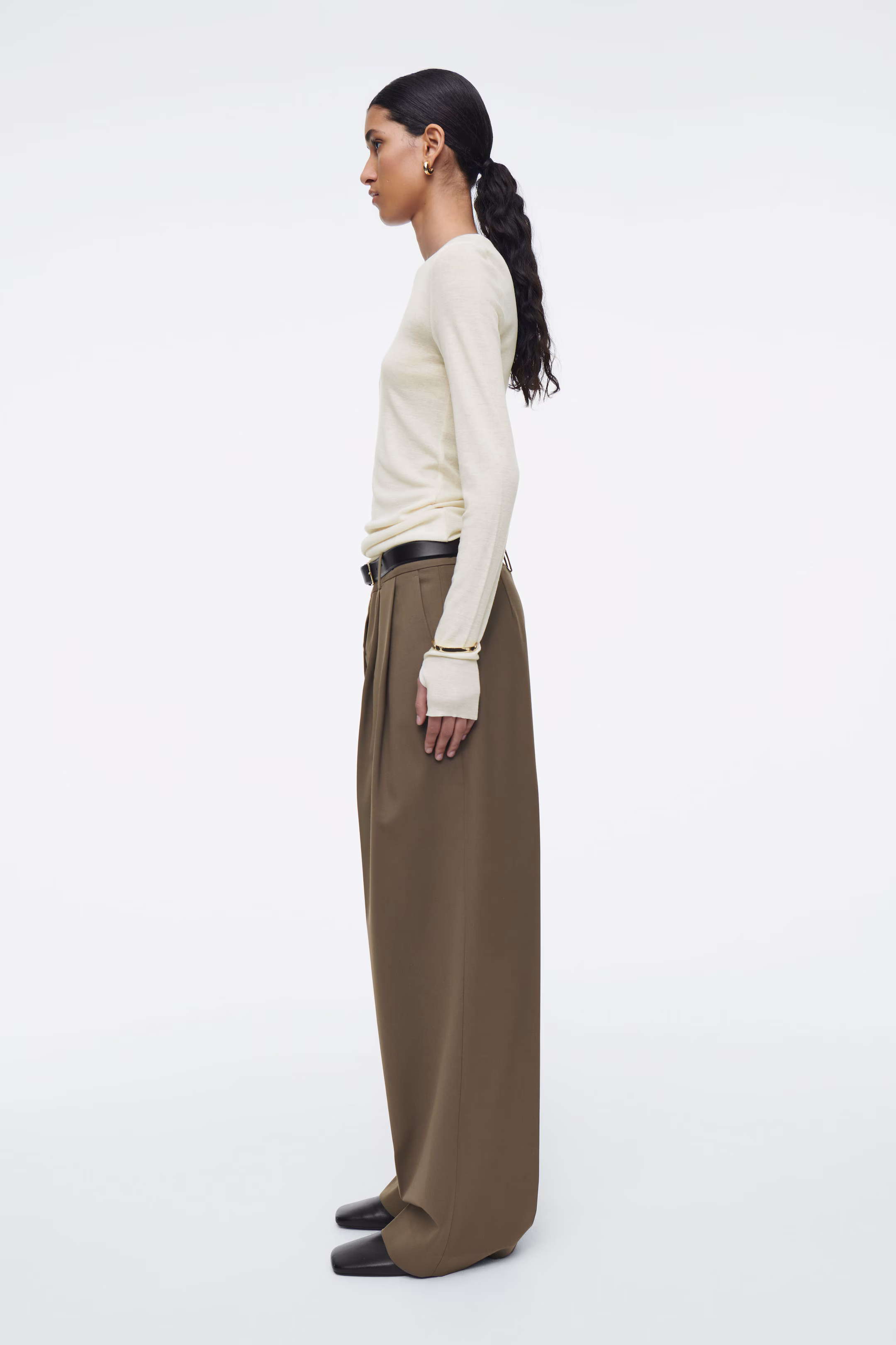 CREW-NECK MERINO WOOL TOP