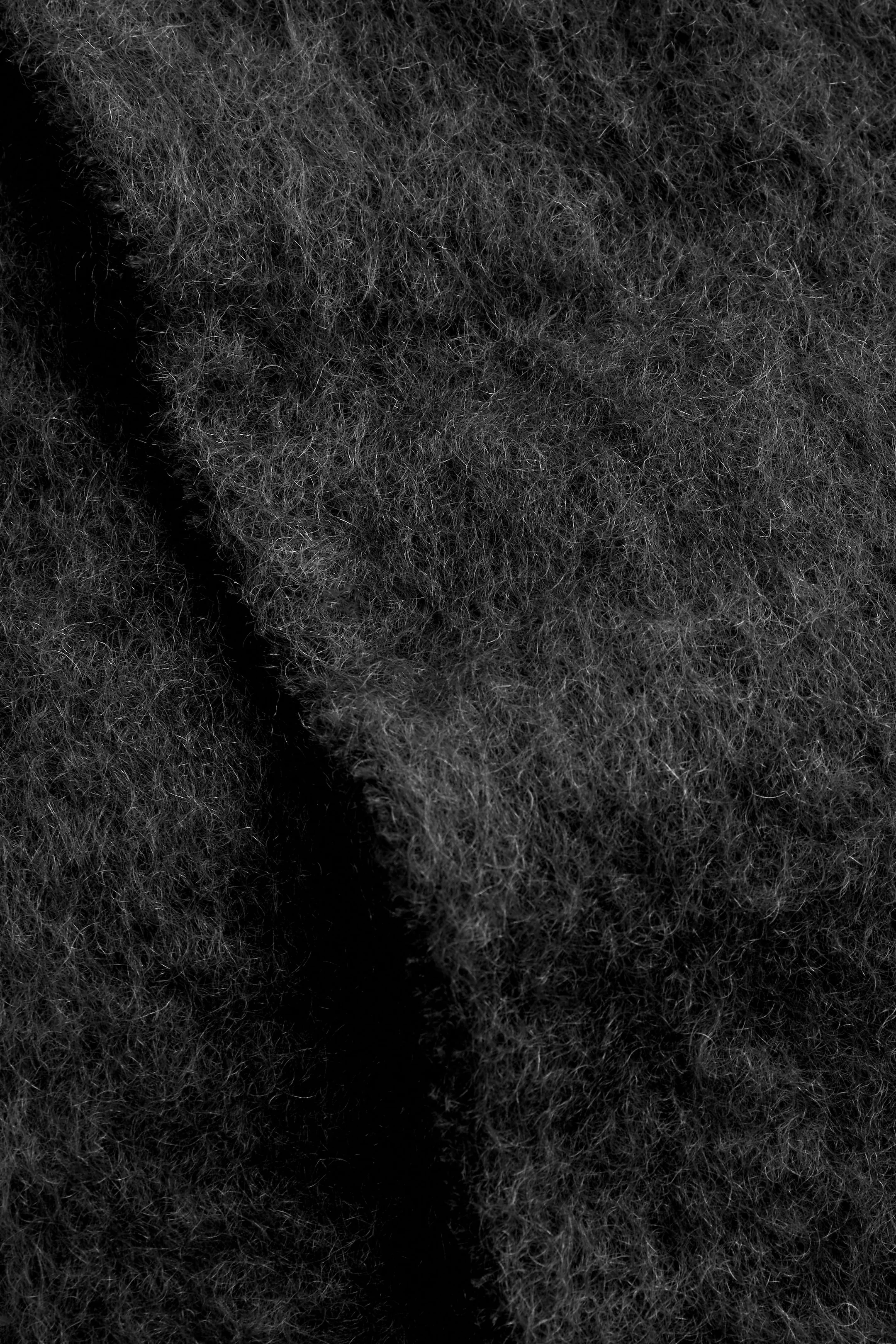 FRINGED MOHAIR SCARF