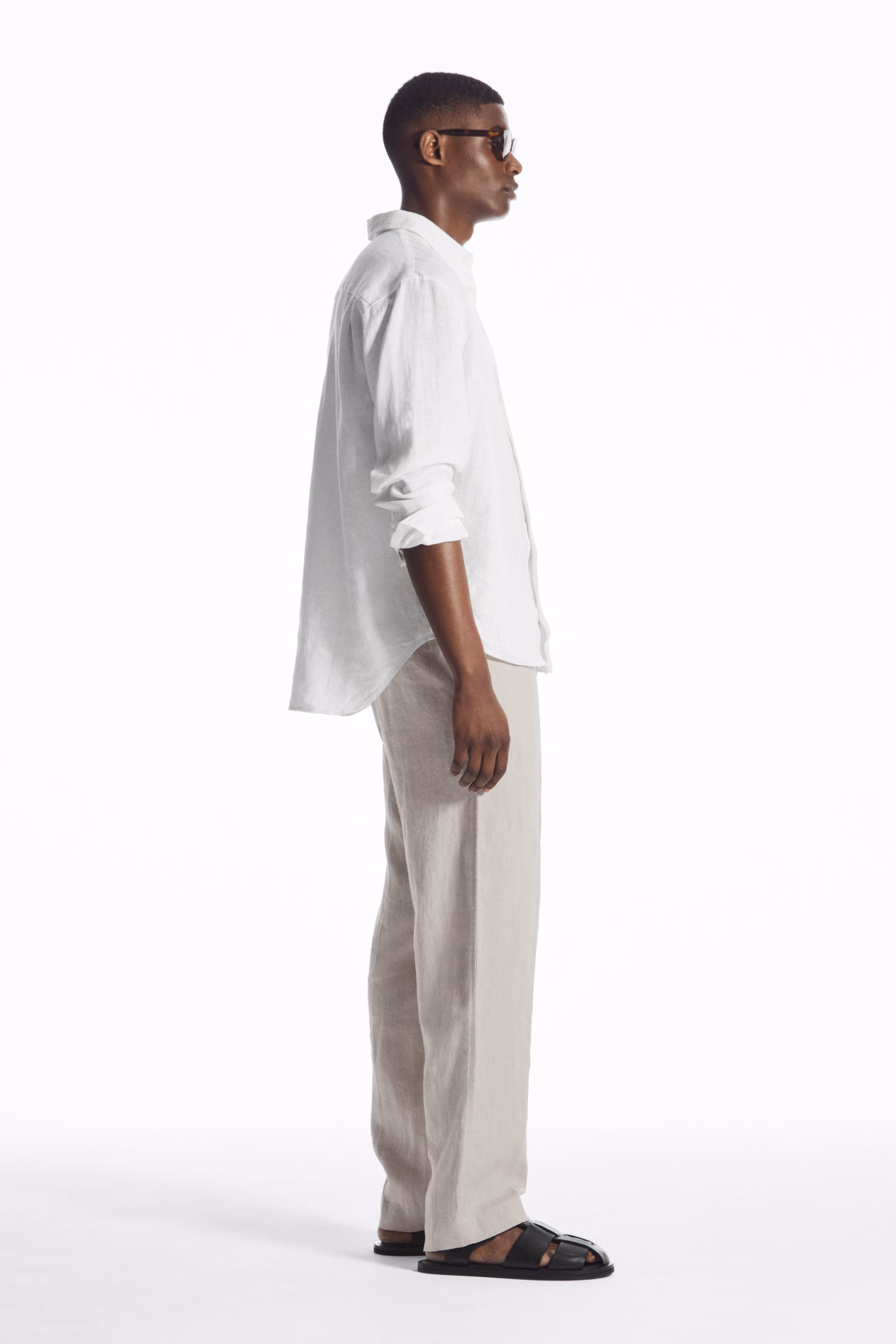 RELAXED LINEN LONG-SLEEVED SHIRT