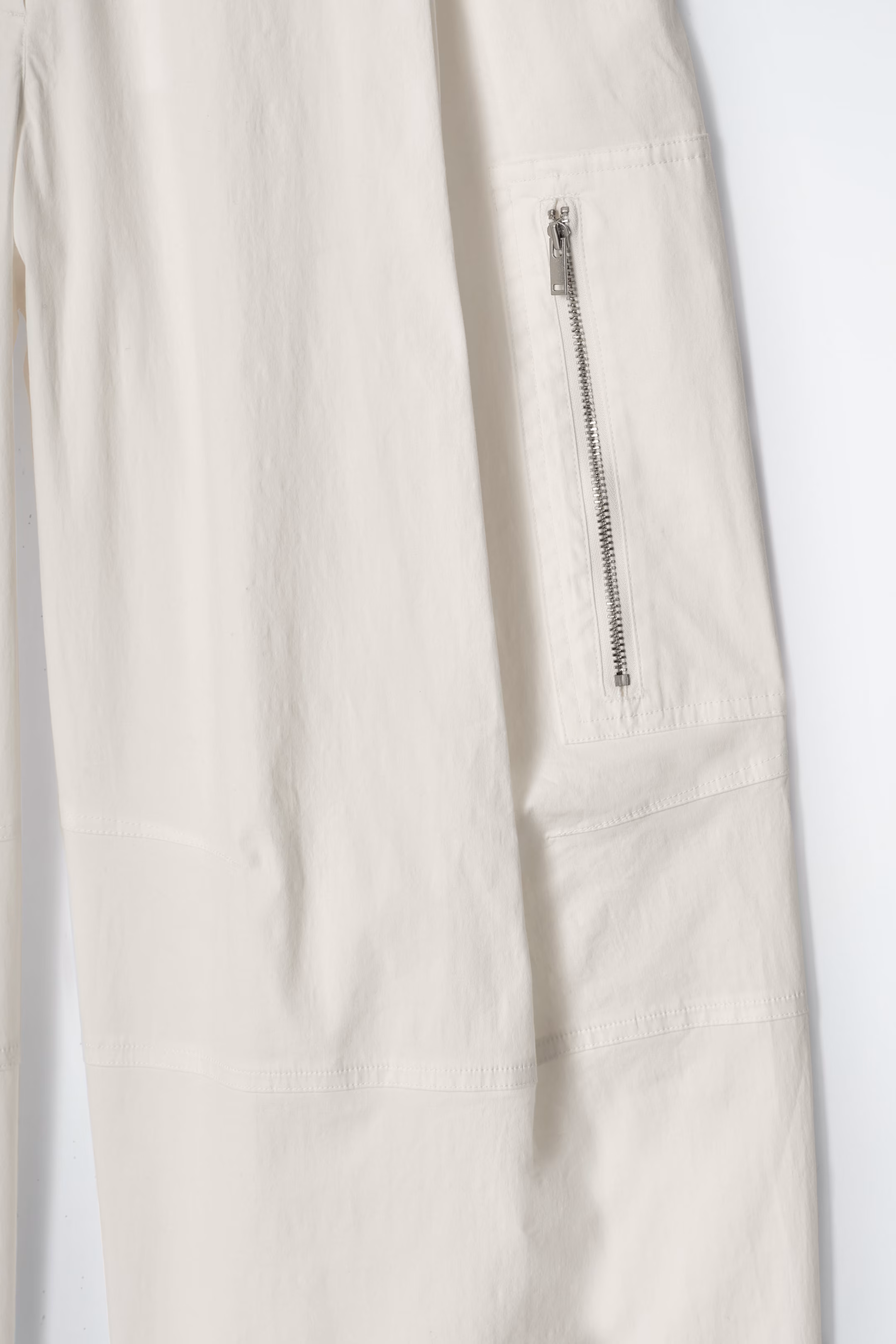 UTILITY BARREL-LEG CARGO TROUSERS