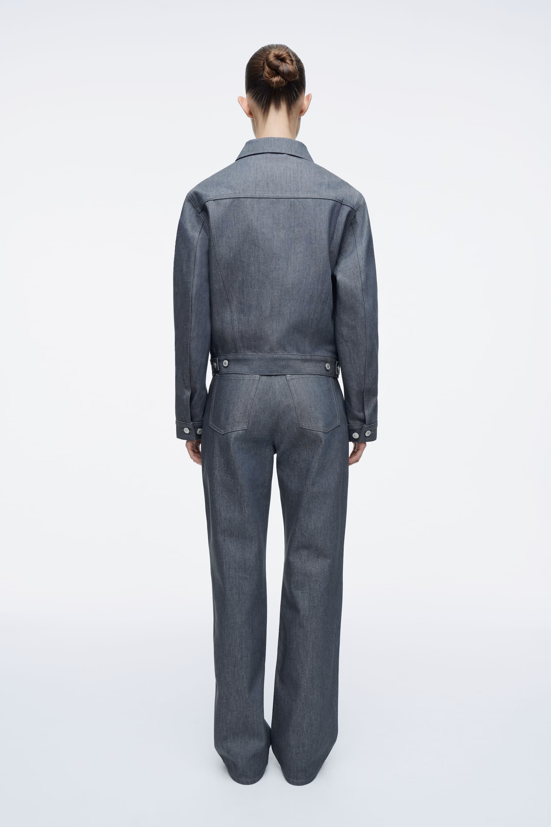 OVERSIZED RAW DENIM JACKET