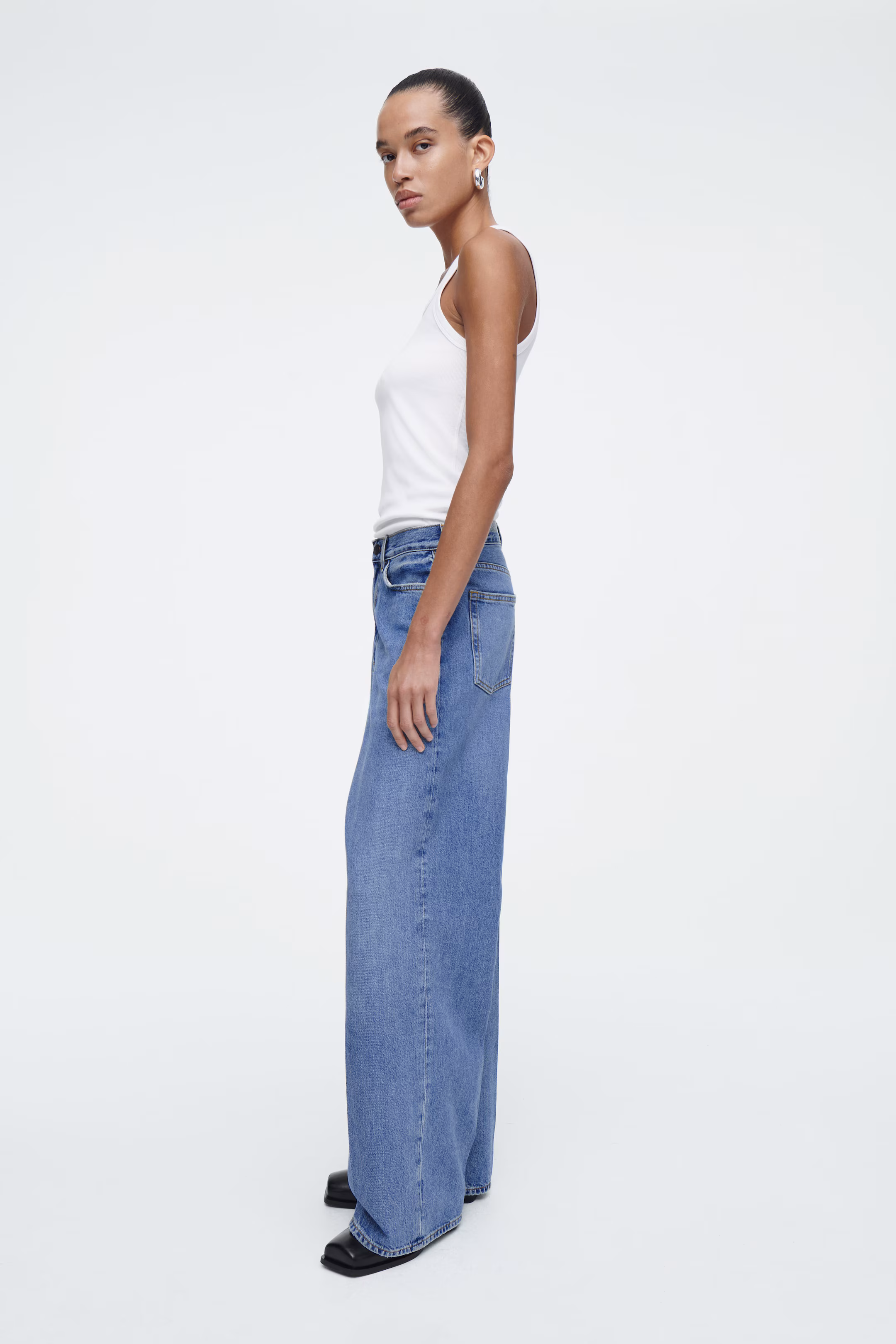 TIDE WIDE-LEG JEANS