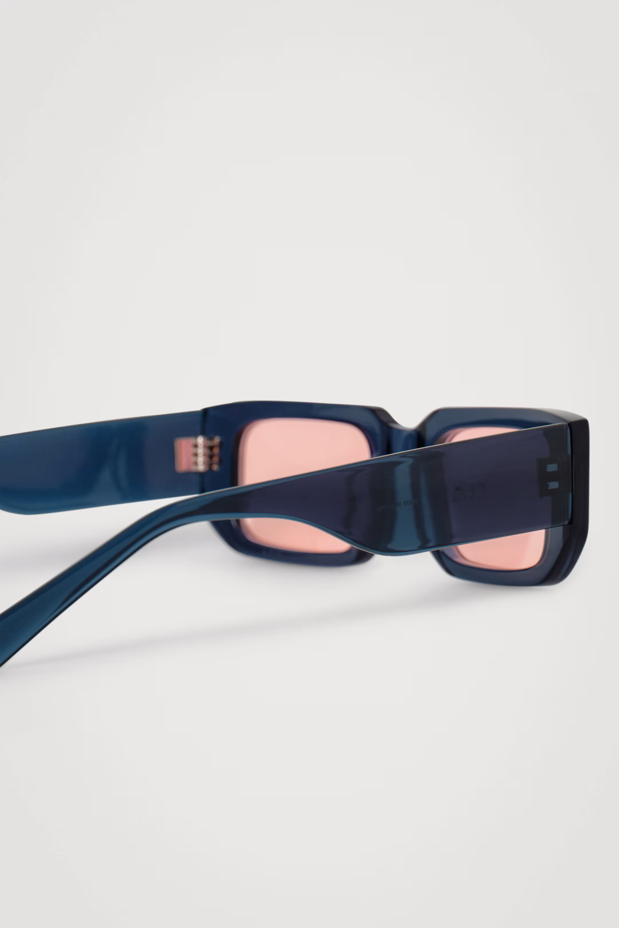 RECTANGLE-FRAME SUNGLASSES