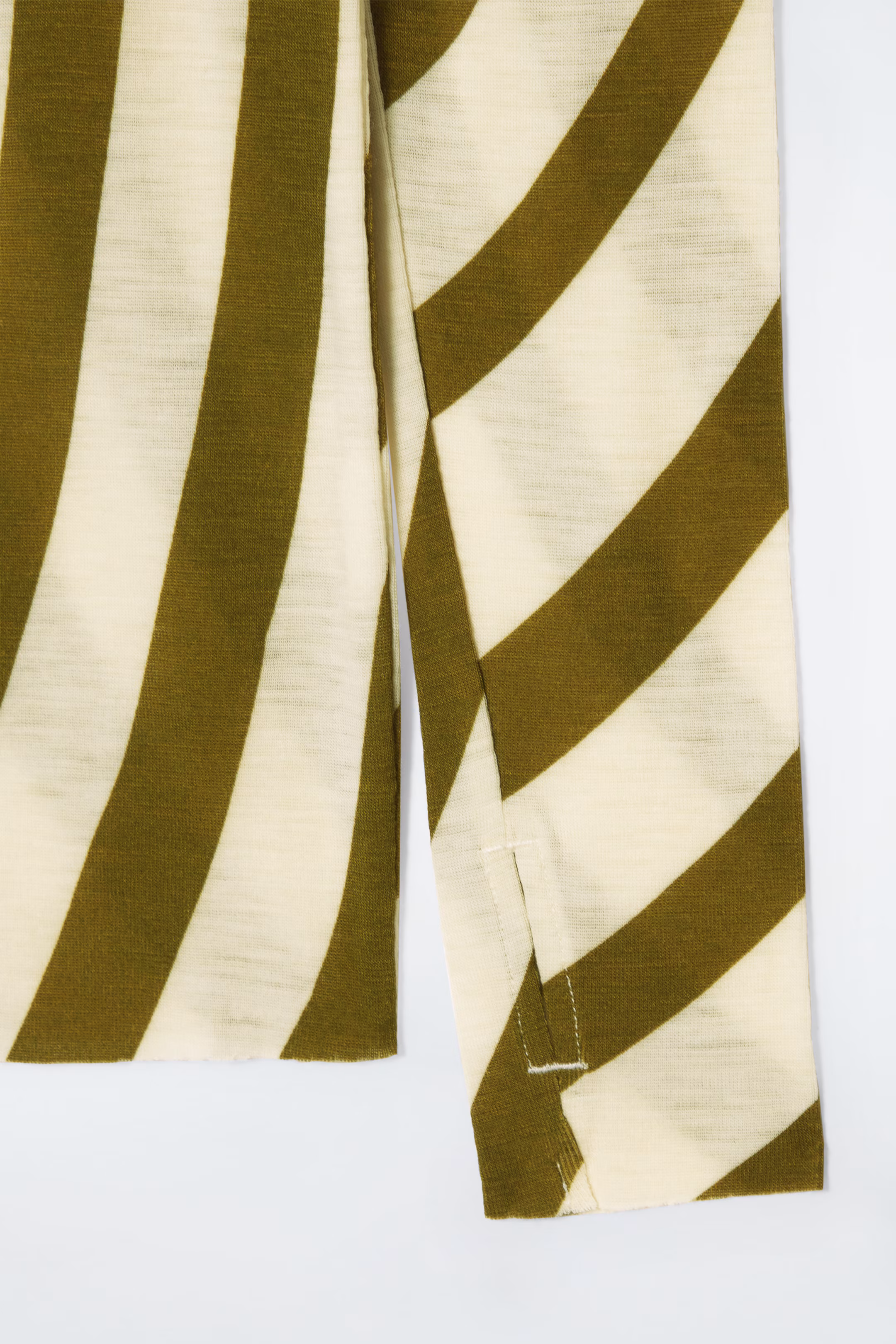 CREW-NECK MERINO WOOL TOP