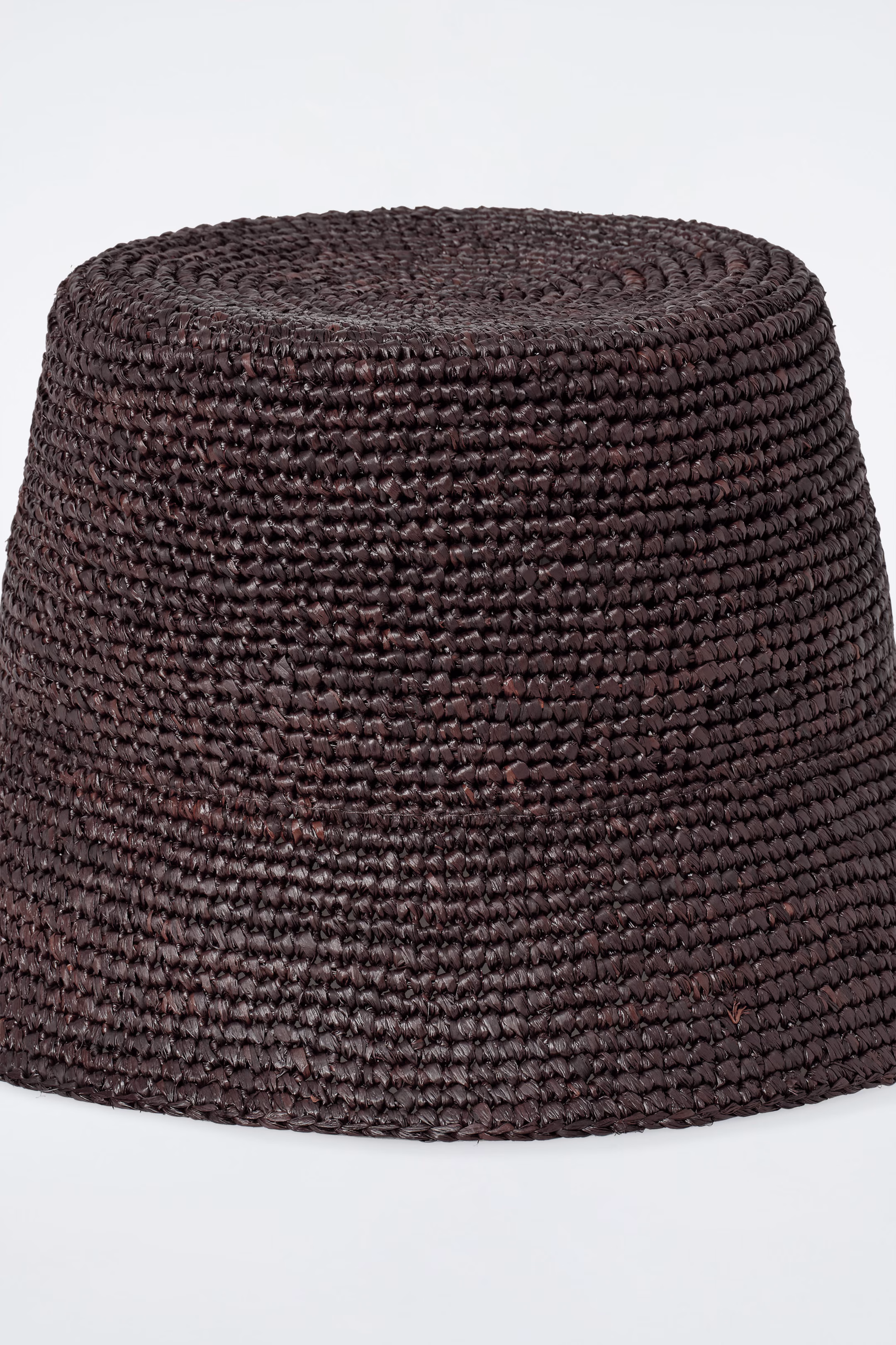 STRAW BUCKET HAT