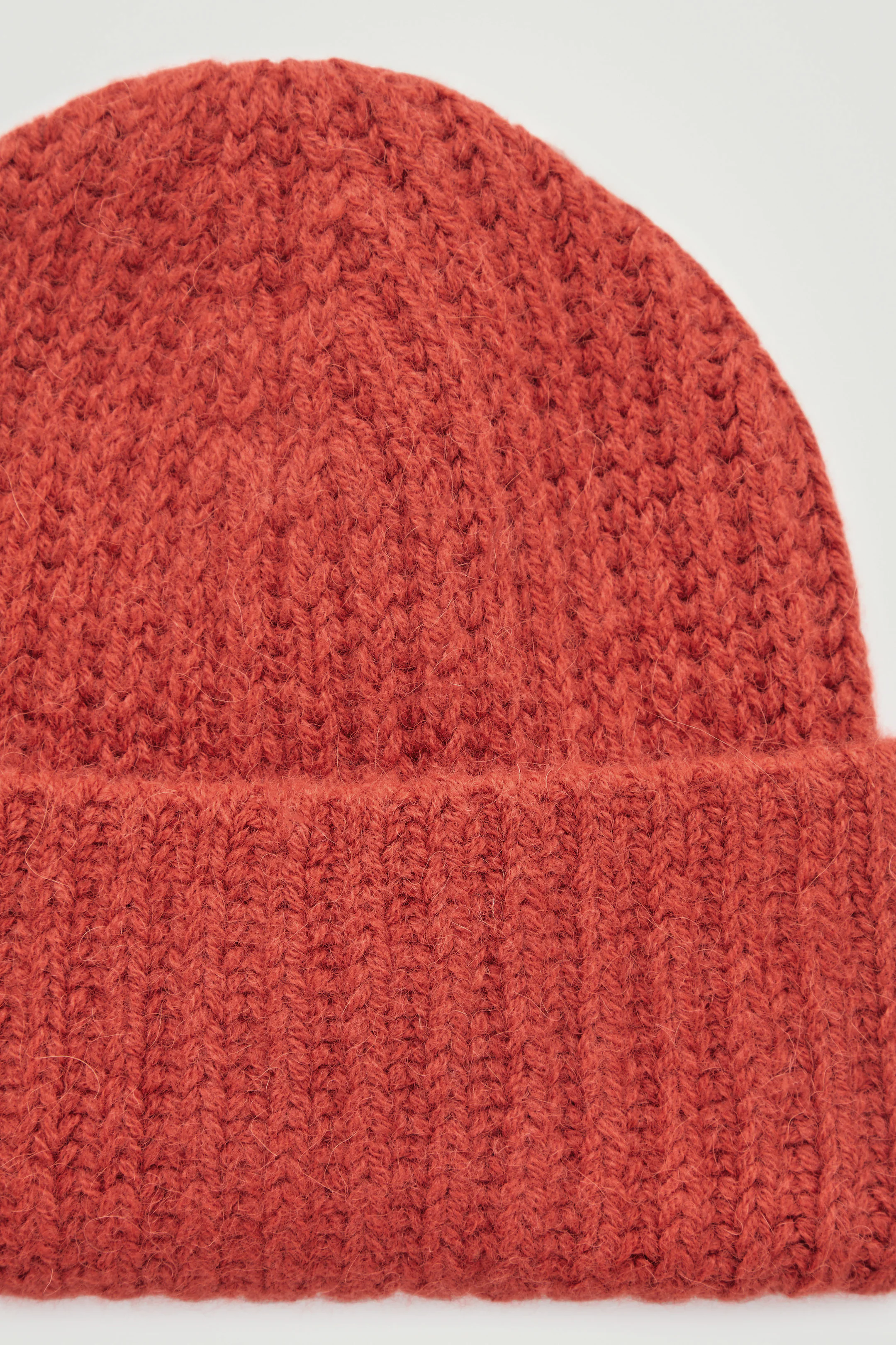 RIBBED ALPACA-BLEND BEANIE