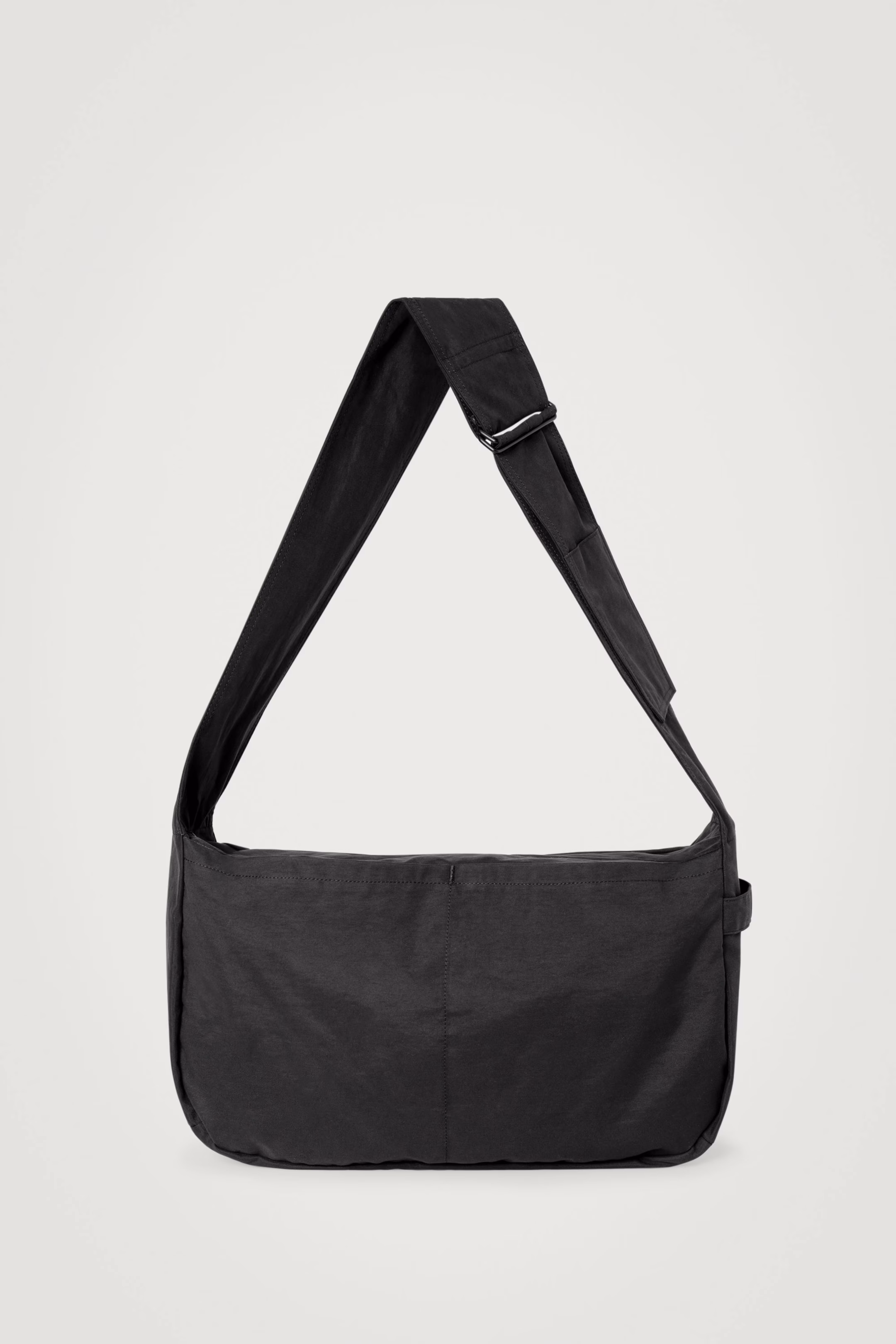 SLOUCHY WATER-REPELLENT CROSSBODY BAG - NYLON