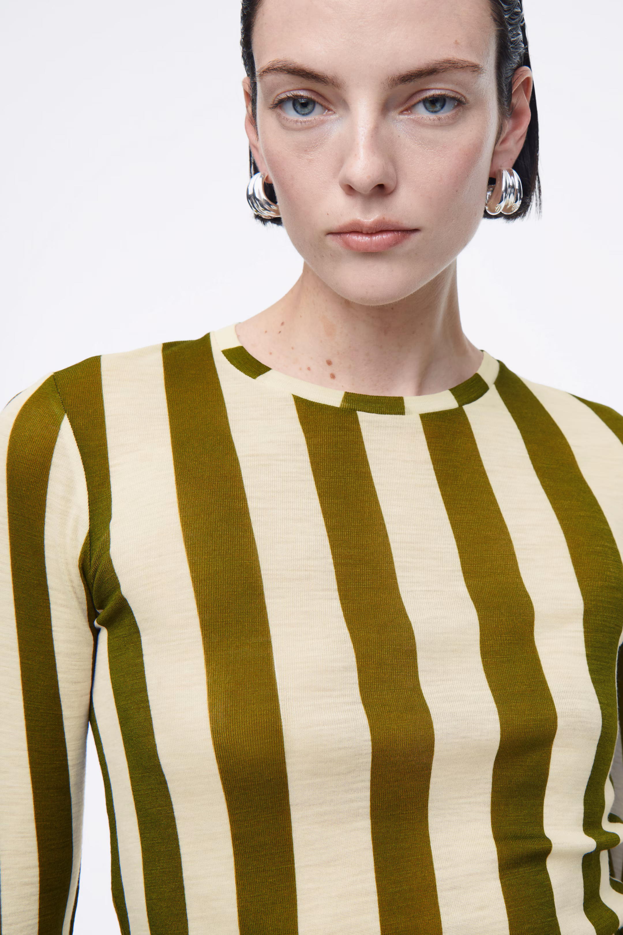 CREW-NECK MERINO WOOL TOP