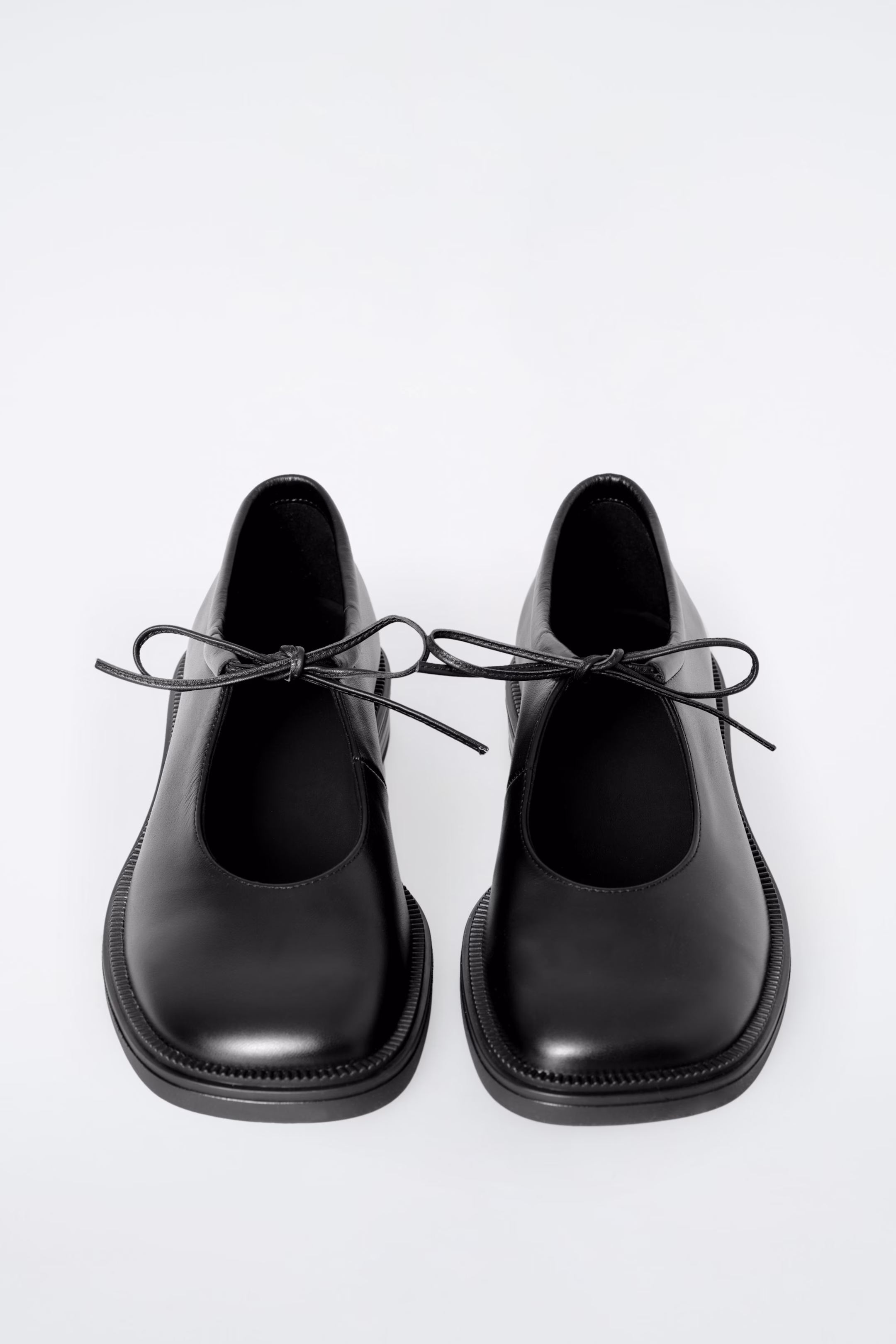 CHUNKY LACE-UP LEATHER MARY-JANE SHOES