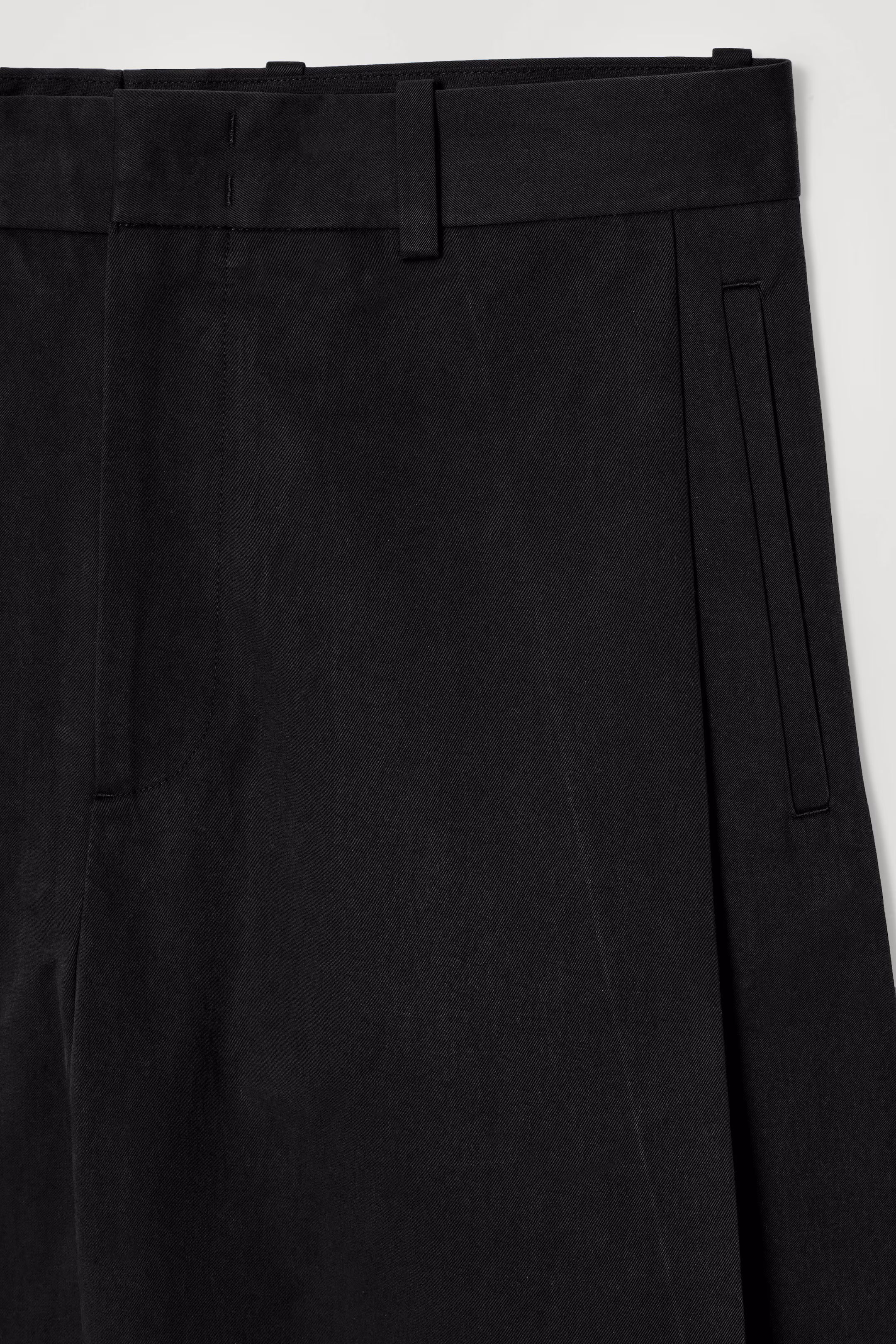 PLEATED COTTON WIDE-LEG TROUSERS