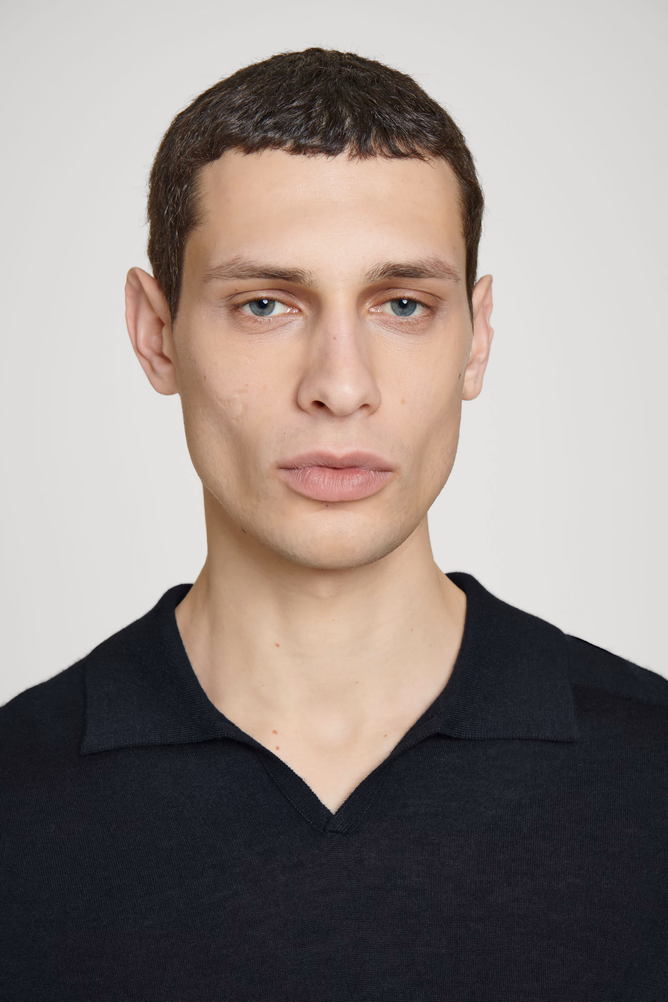 OPEN-COLLAR CASHMERE POLO SHIRT