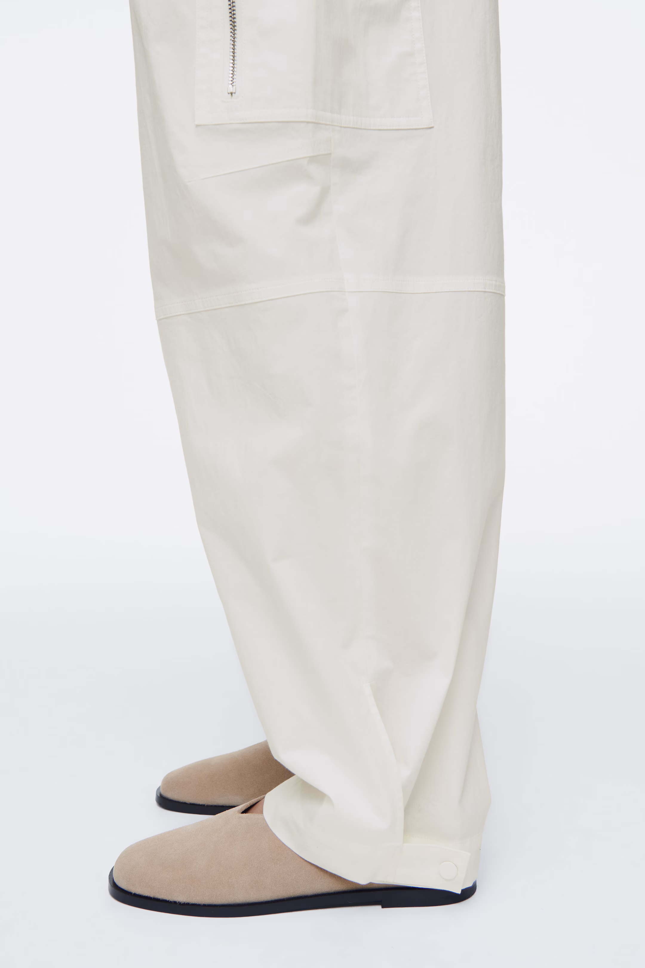 UTILITY BARREL-LEG CARGO TROUSERS