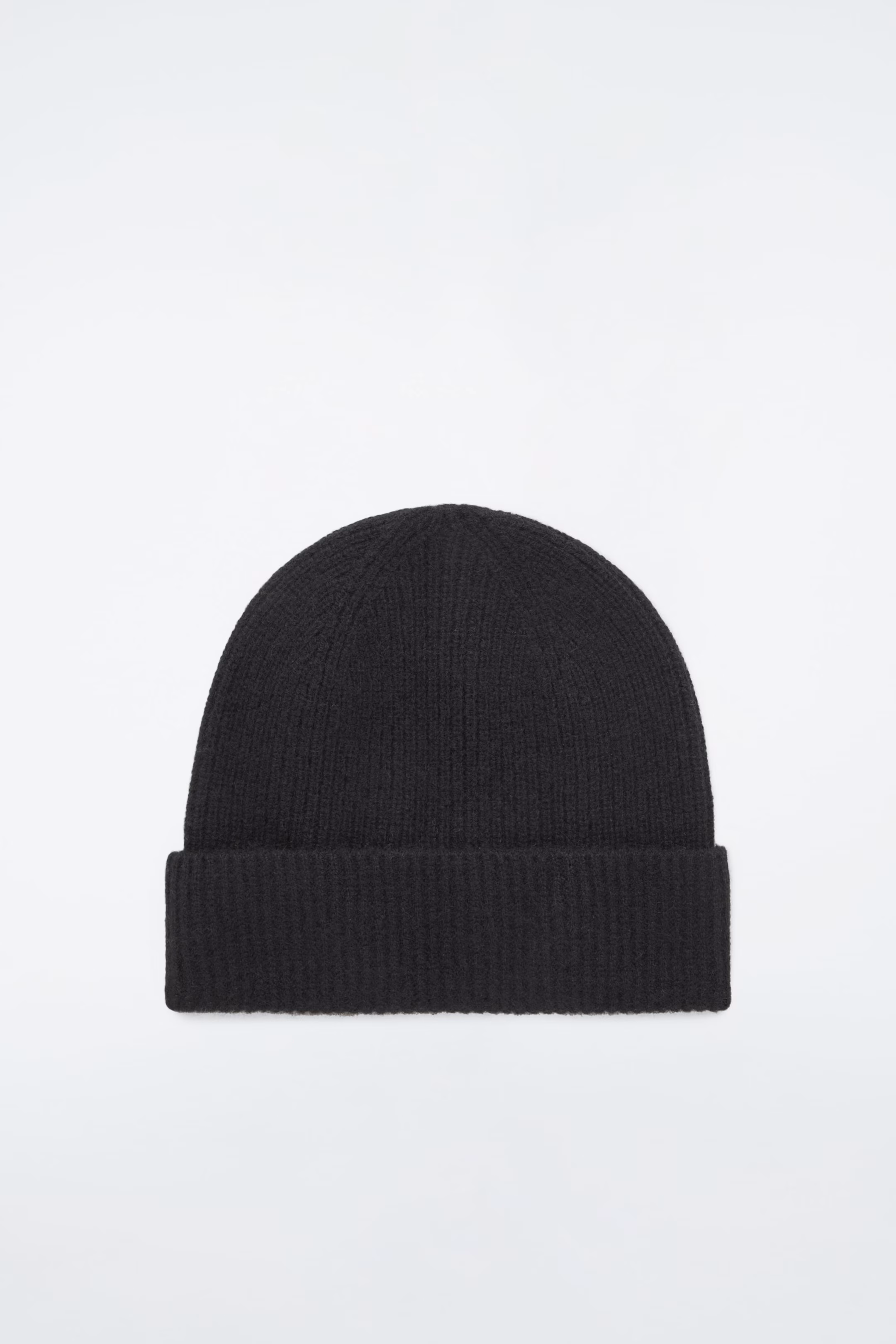 RIBBED WOOL AND CASHMERE BEANIE