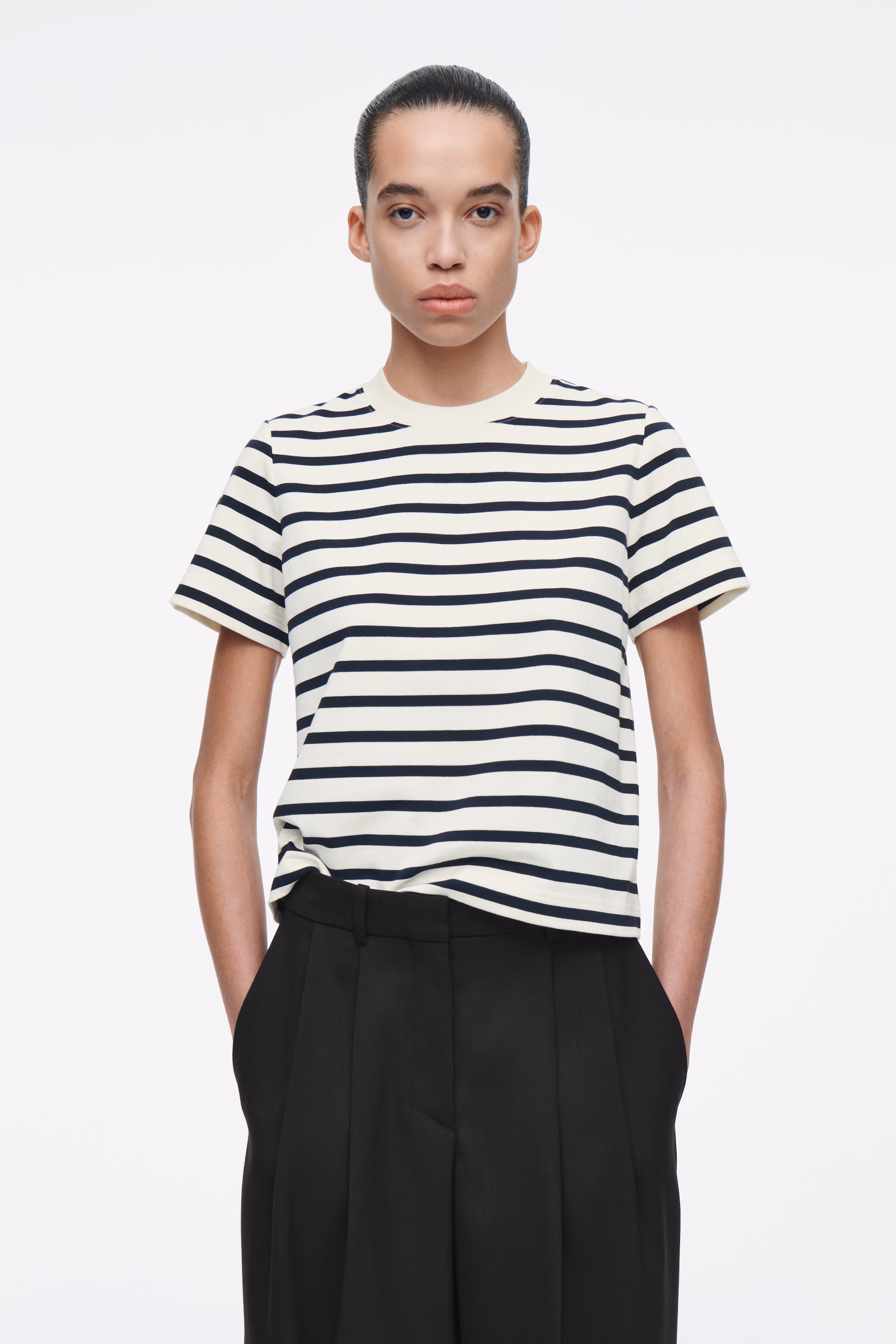 CLEAN CUT REGULAR T-SHIRT