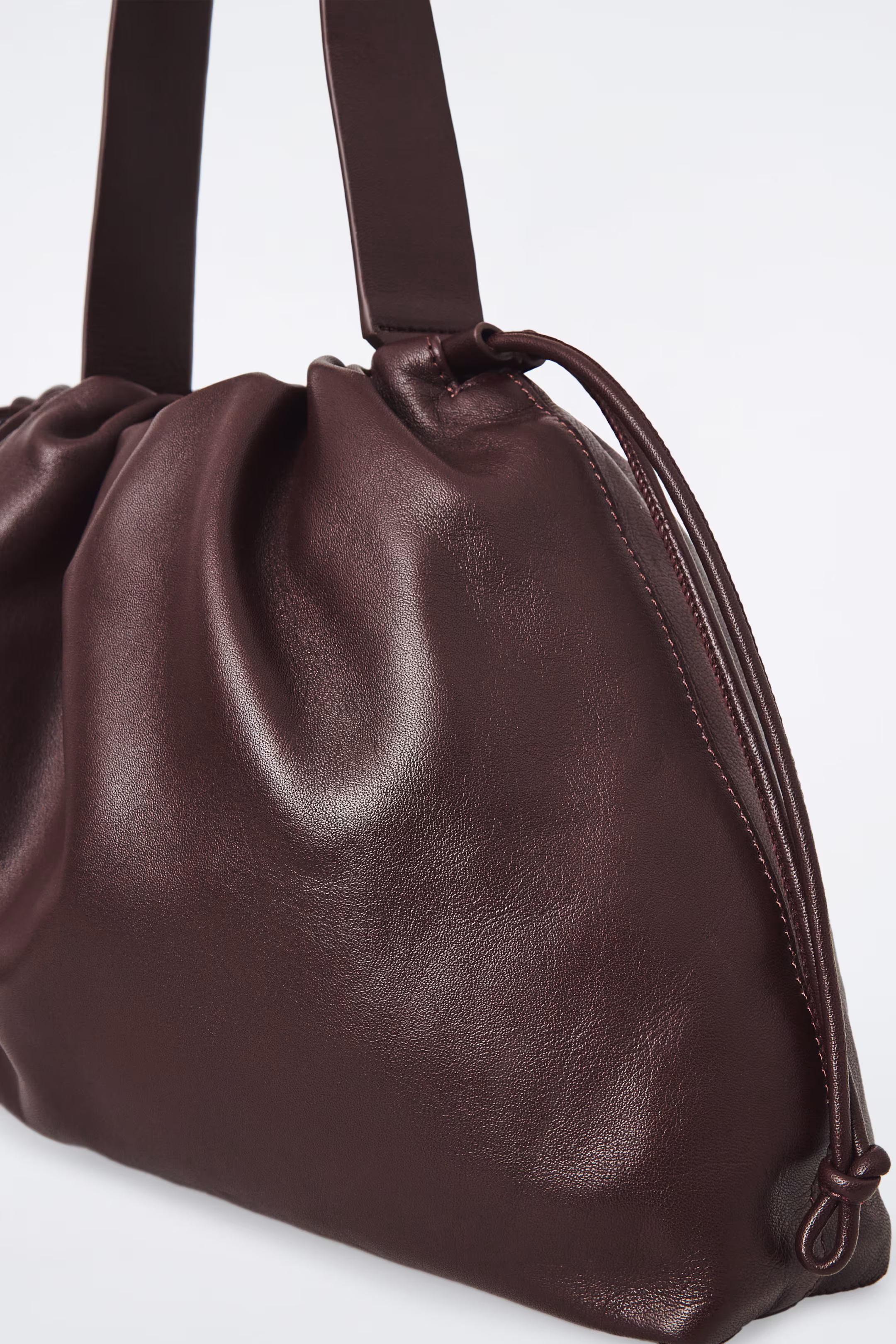 CAVATELLI CLUTCH BAG - LEATHER