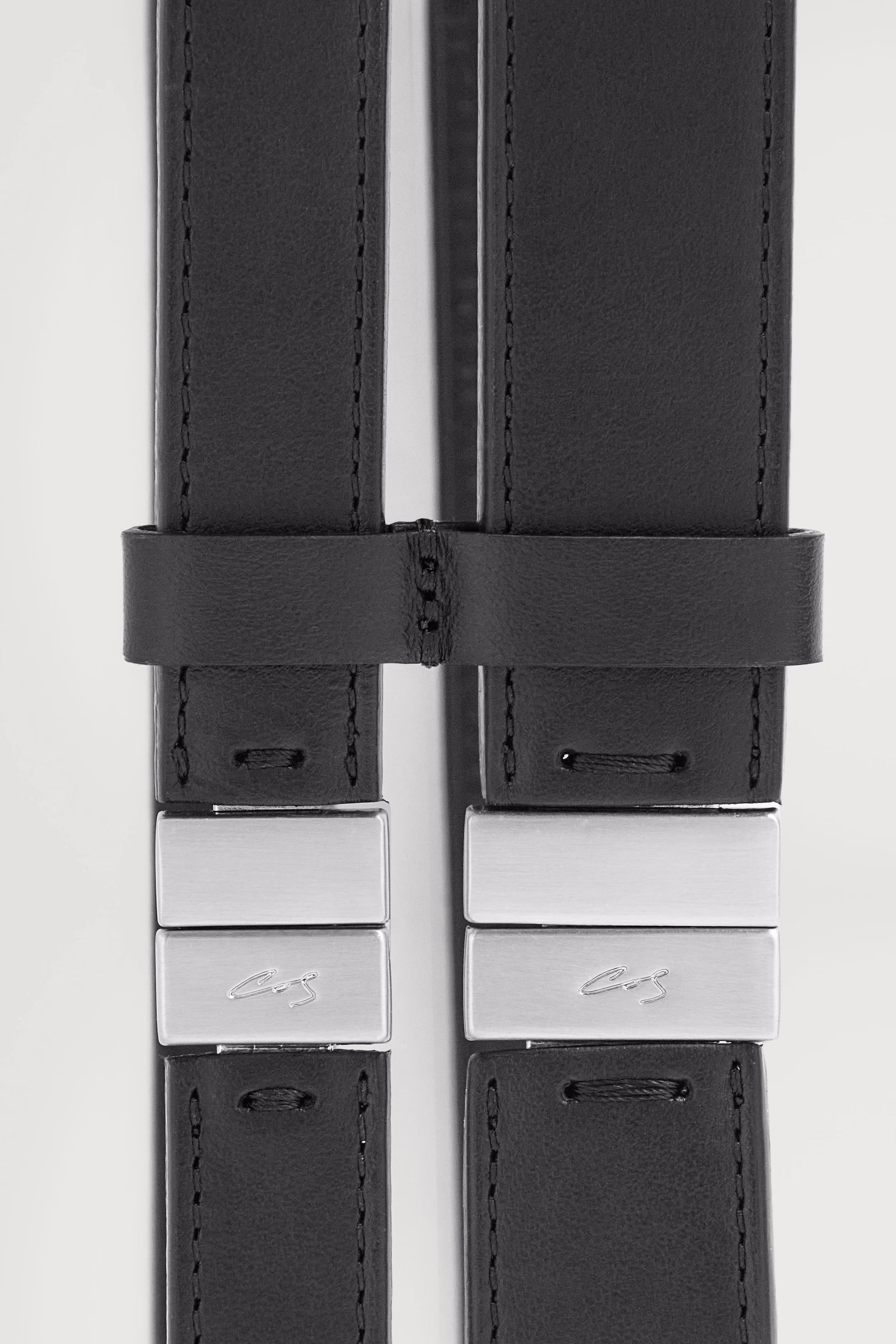 THE DOUBLE-STRAP LEATHER BELT