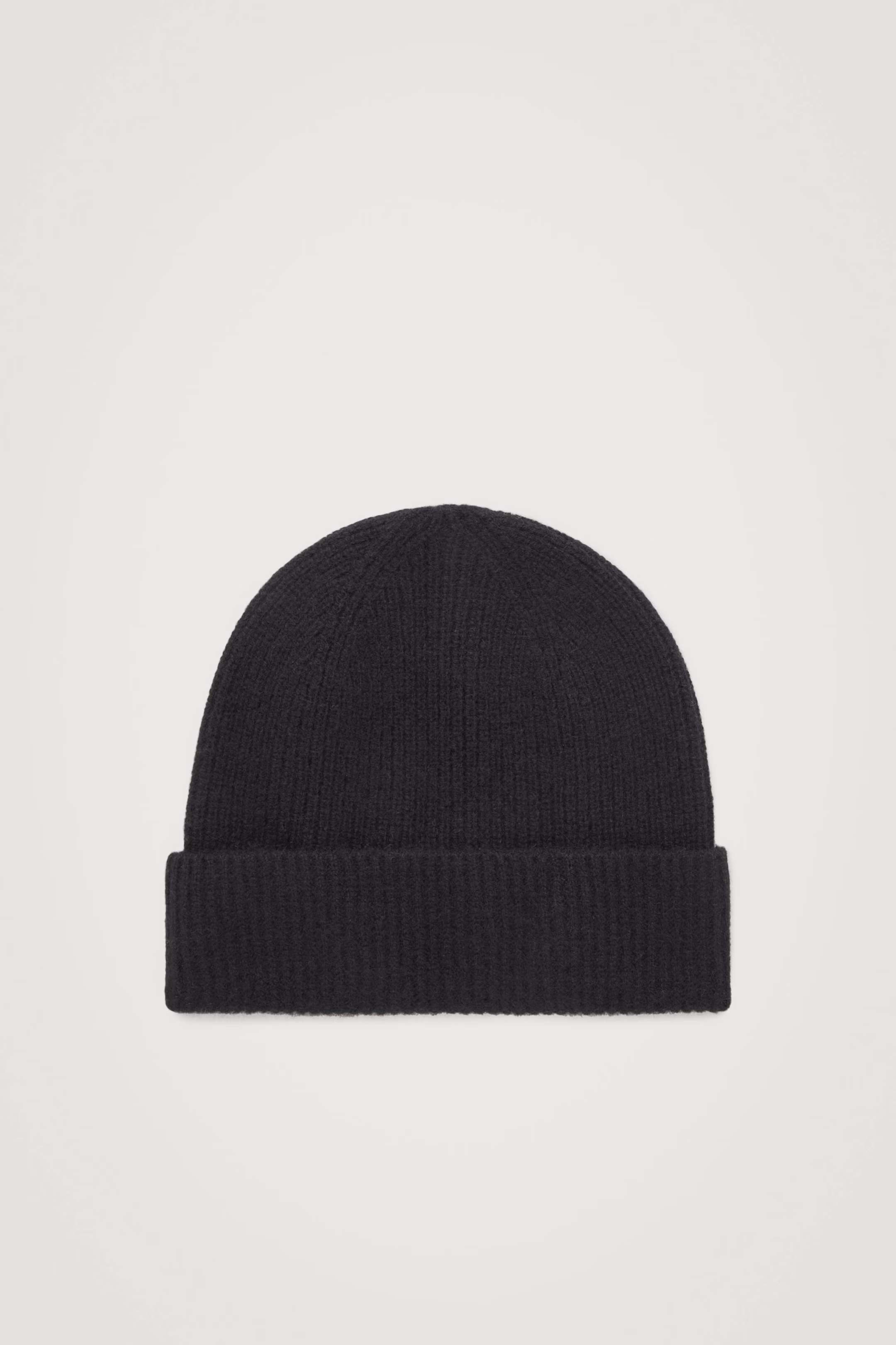 RIBBED WOOL AND CASHMERE BEANIE