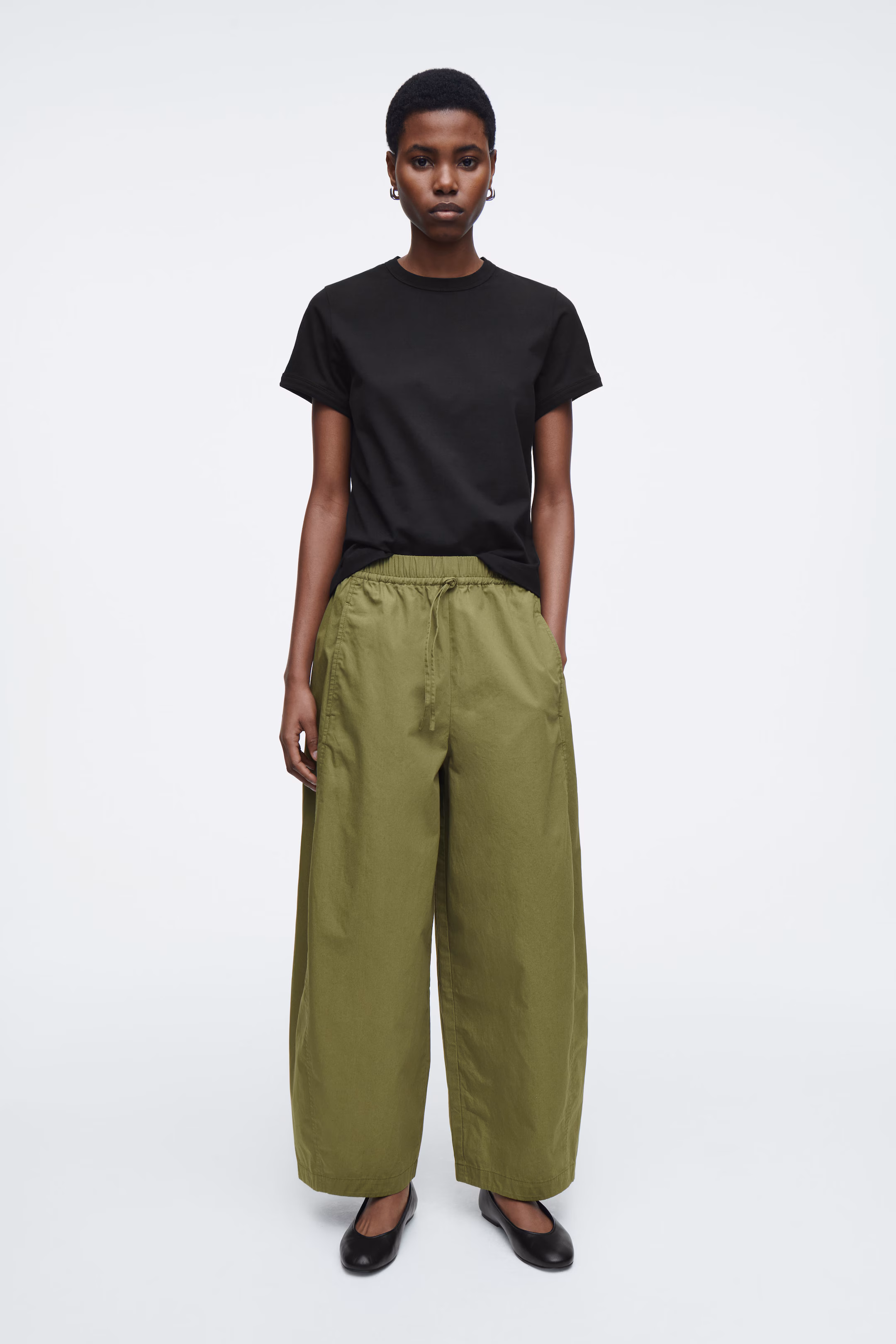 ELASTICATED BARREL-LEG TROUSERS