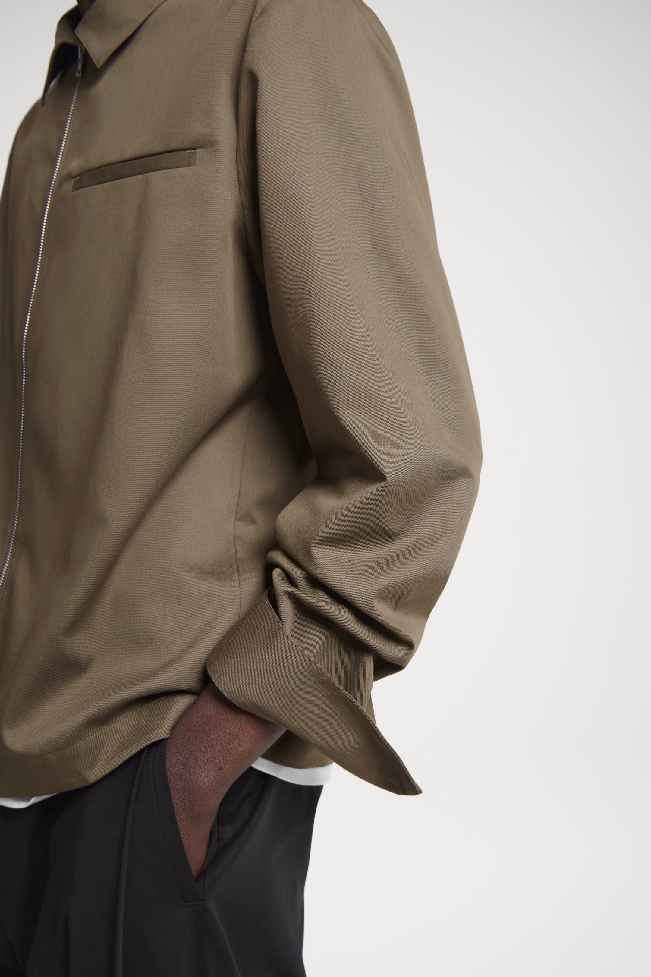 ZIPPED TWILL SHIRT