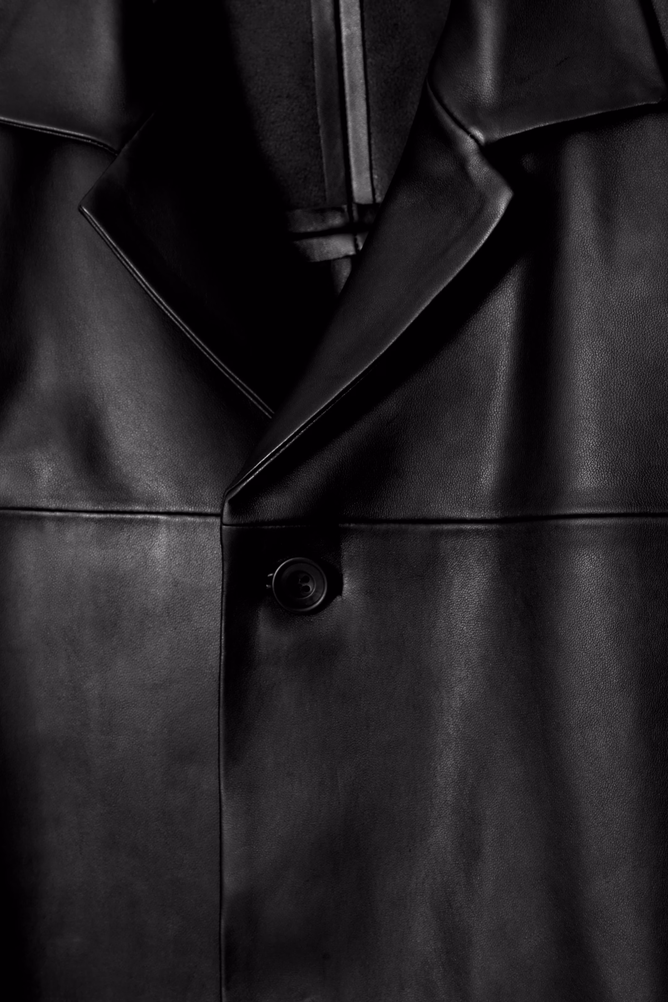 CAMP-COLLAR LEATHER JACKET