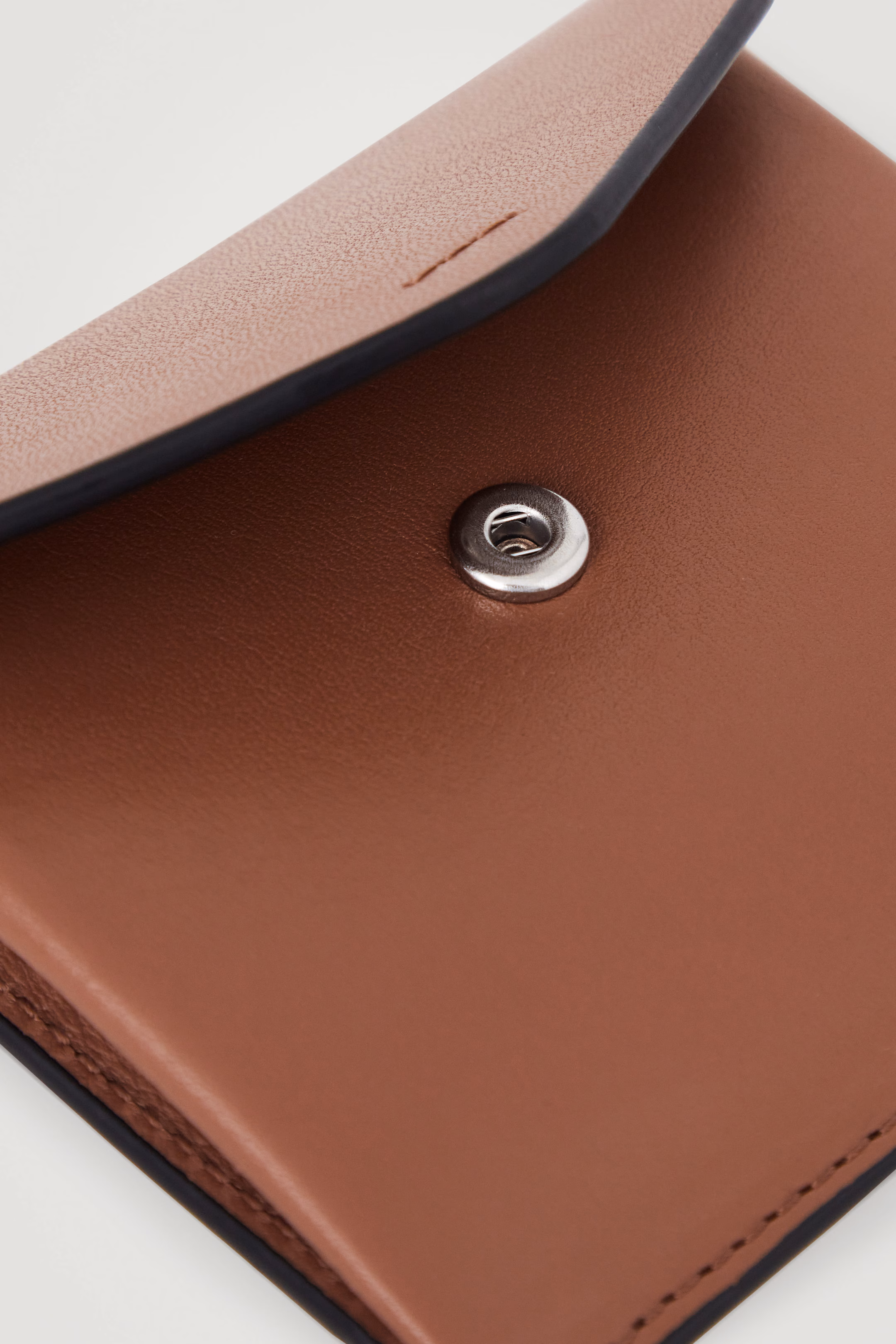 FOLDED LEATHER WALLET