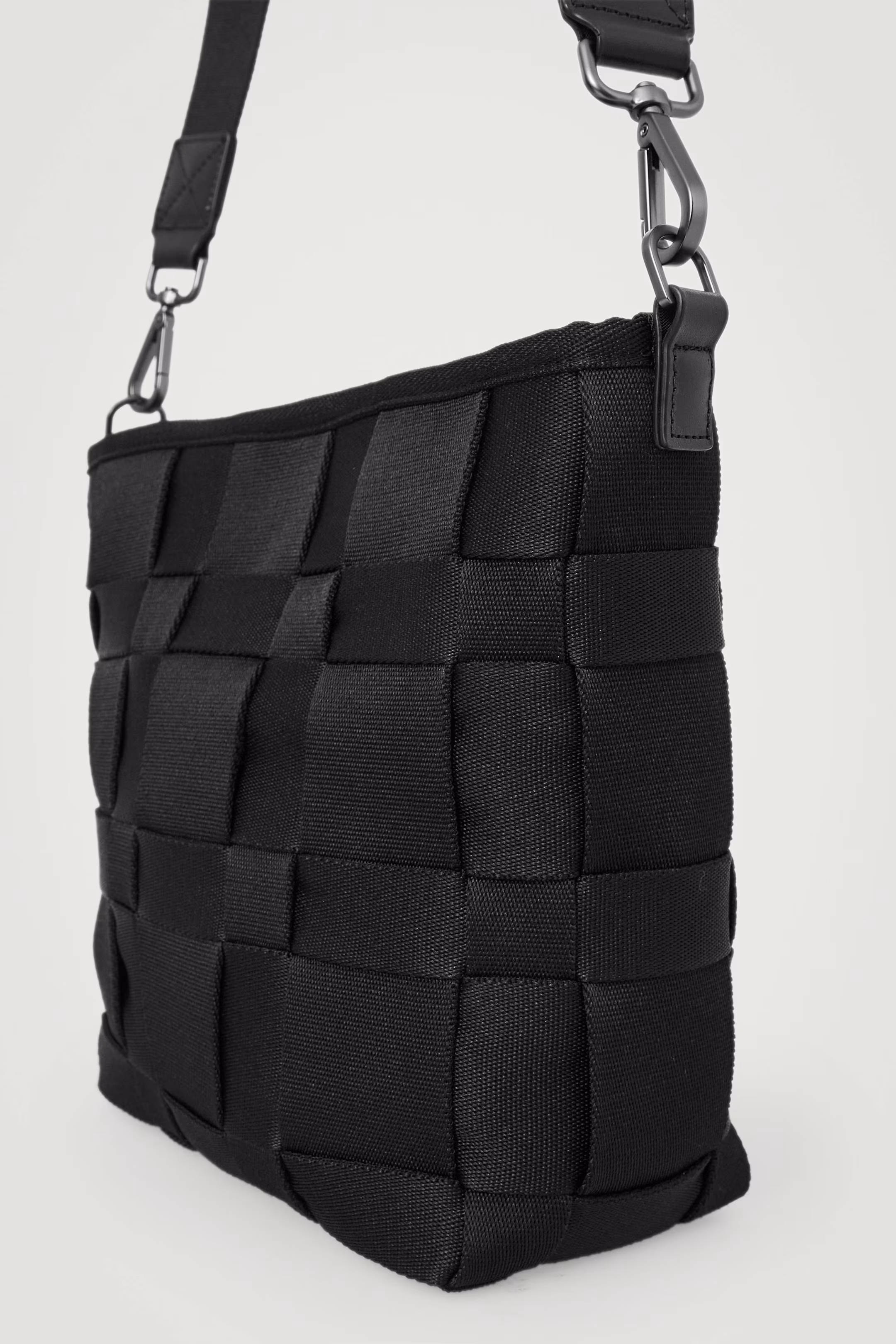 MINI WOVEN CROSSBODY BAG - WEBBING