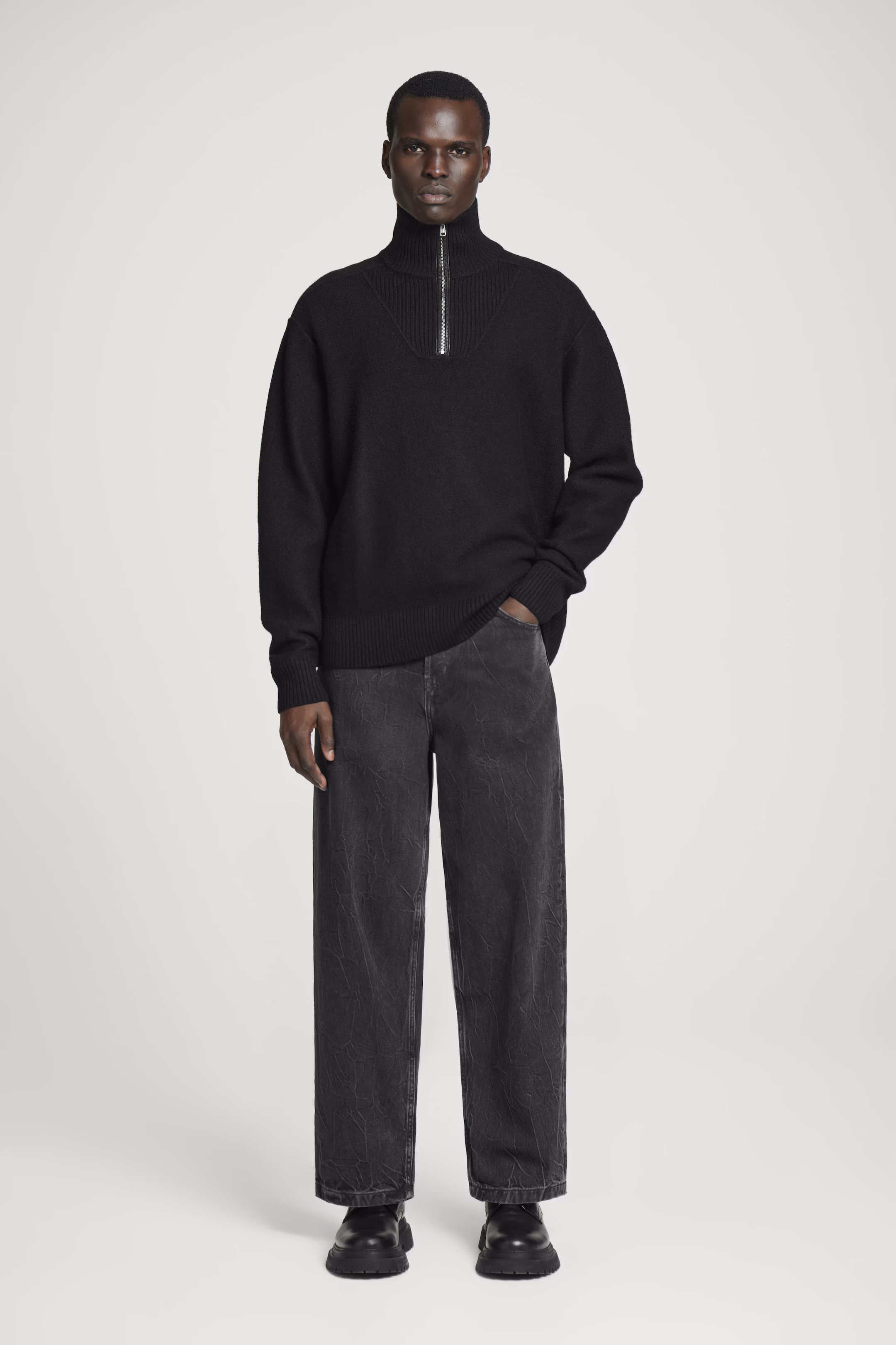 DOME STRAIGHT-LEG JEANS