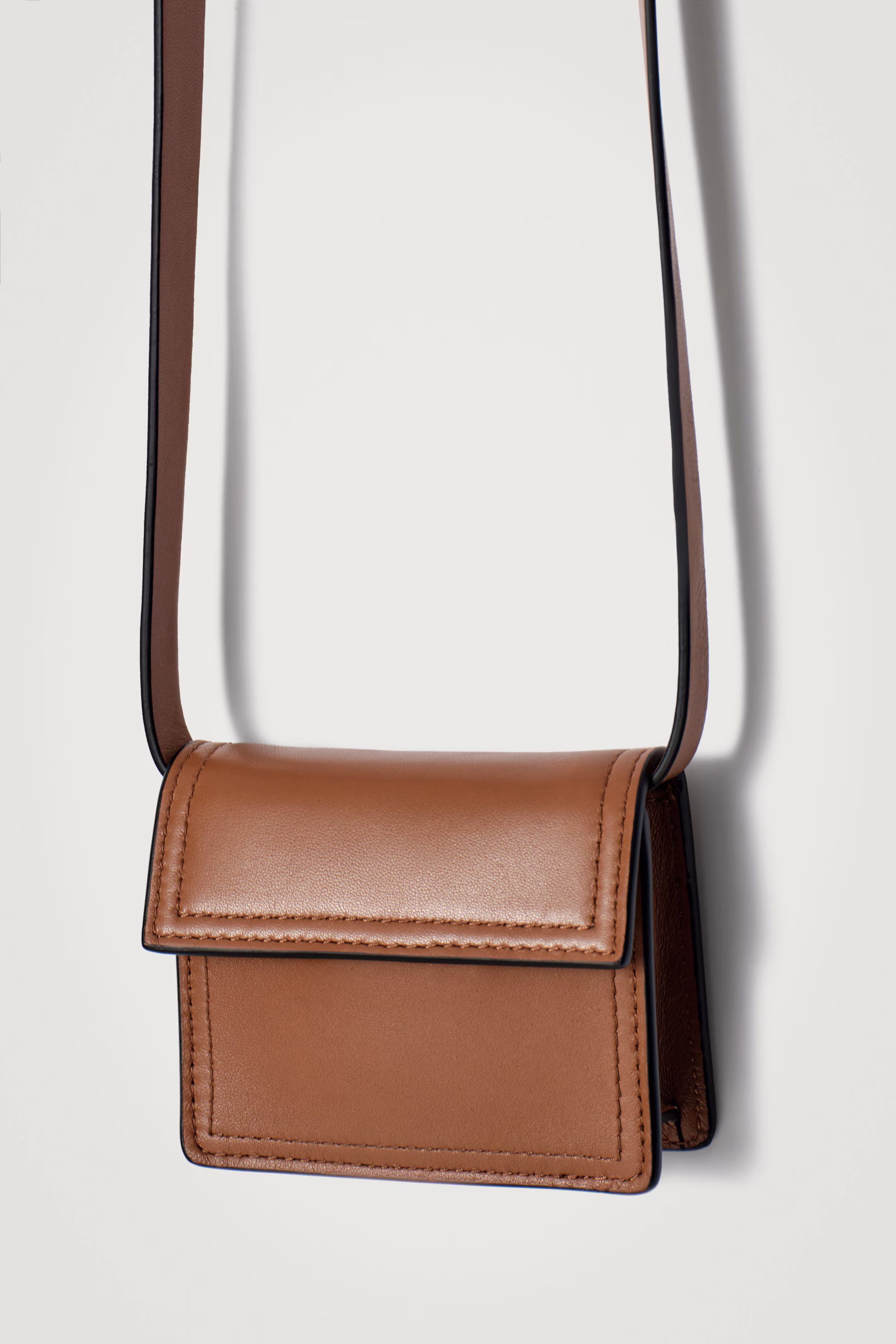 MINI CROSSBODY POUCH - LEATHER