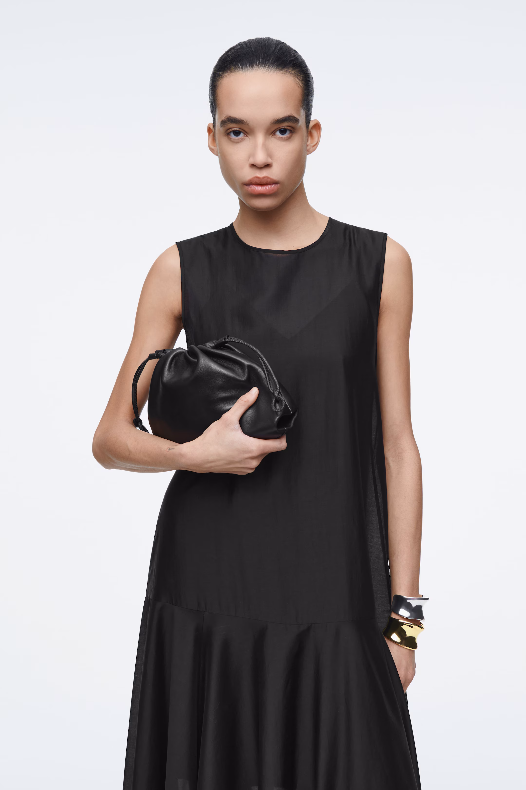 MINI CAVATELLI CLUTCH BAG - LEATHER